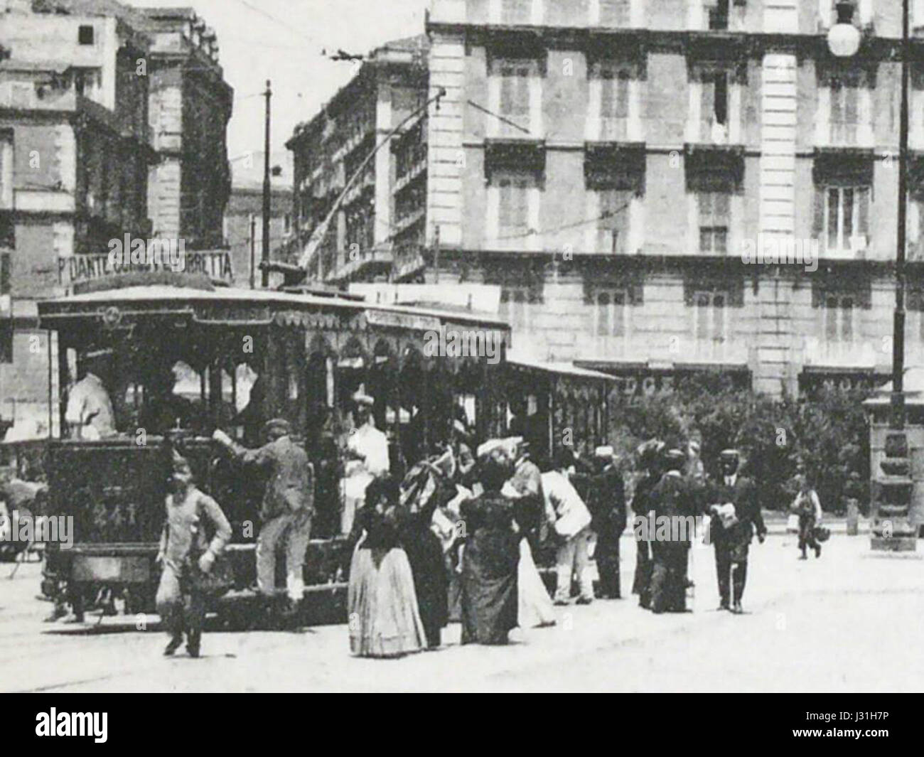 Curated visual reference: Proximity To Landmarks Reference: This Photograph Captures A View Of Piazza Dante In Naples
