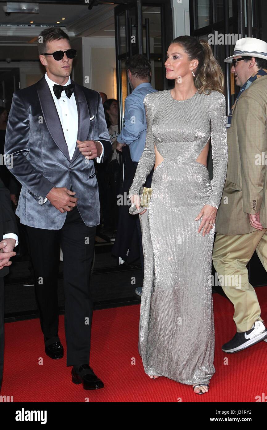 The Met Gala 2017 - Arrivals Featuring: Tom Brady, Giselle Bundchen Where:  New York, United States When: 01 May 2017 Credit: WENN.com Stock Photo -  Alamy