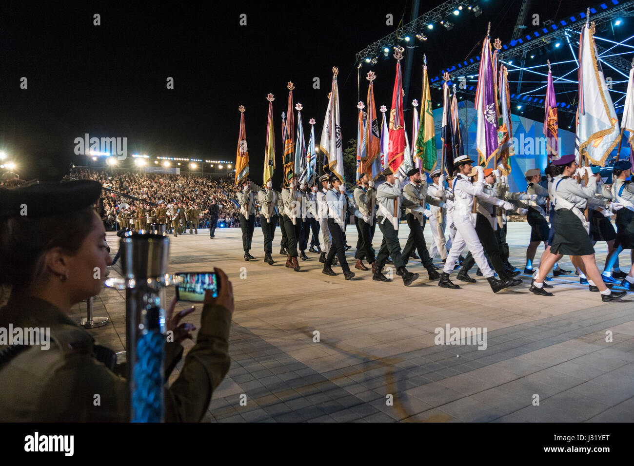 Jerusalem, Israel. 01st May, 2017. Israel's 69th independence day ceremony, mount Hertzl, Jerusalem. The main national ceremony with drills, beacons, shows, music and fireworks Credit: Yagil Henkin/Alamy Live News Stock Photo