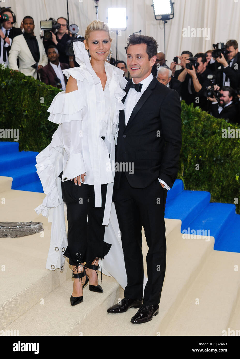 New York NY USA. 1st May 2017. Claire Danes Hugh Dancy. 2017 Metropolitan Museum of Art Costume Institute Benefit Gala at The Metropolitan Museum of Art. Credit Christopher Smith AdMedia ZUMA Wire Ala...