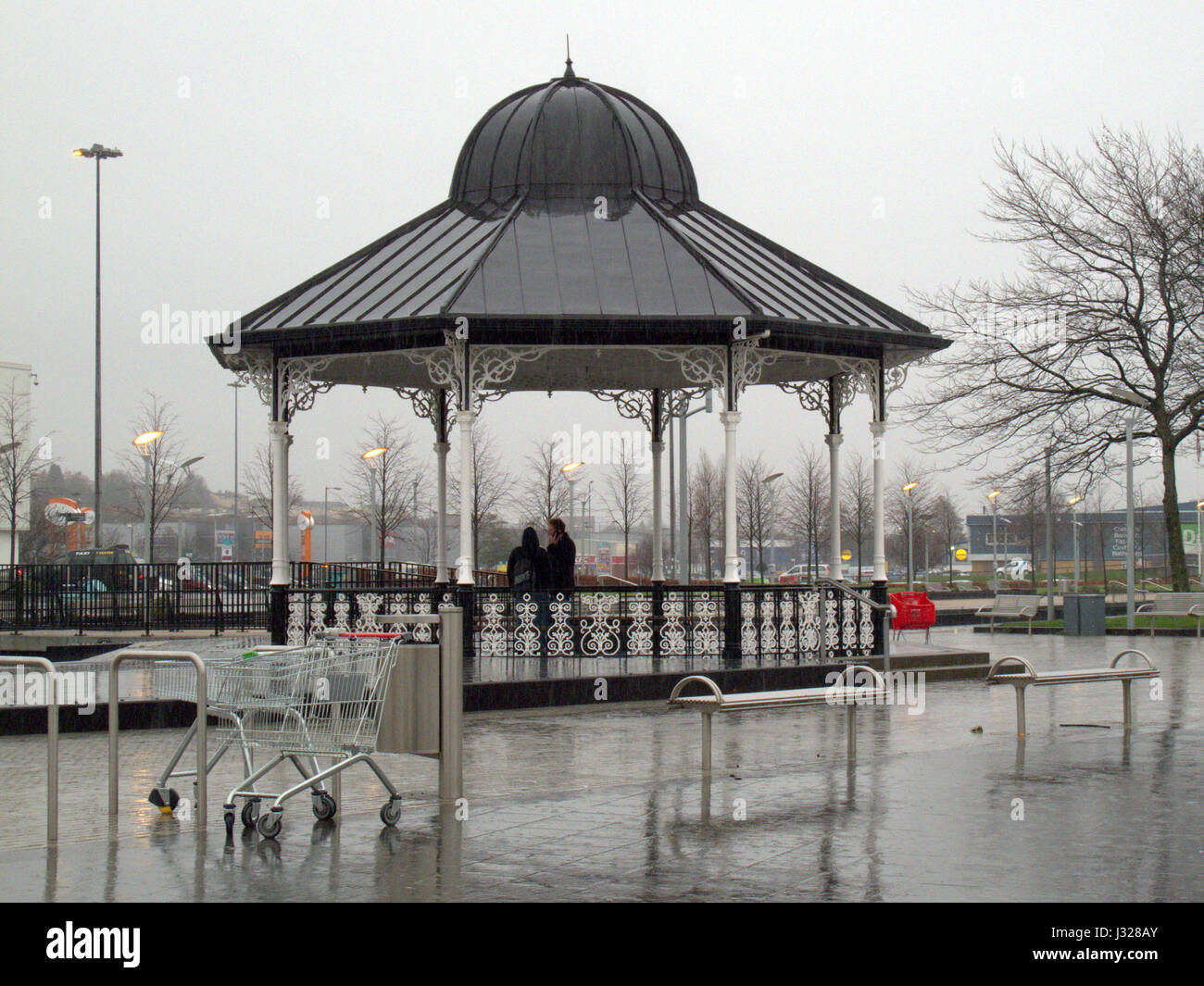 Clydebank town centre bandstand in the rain Stock Photo