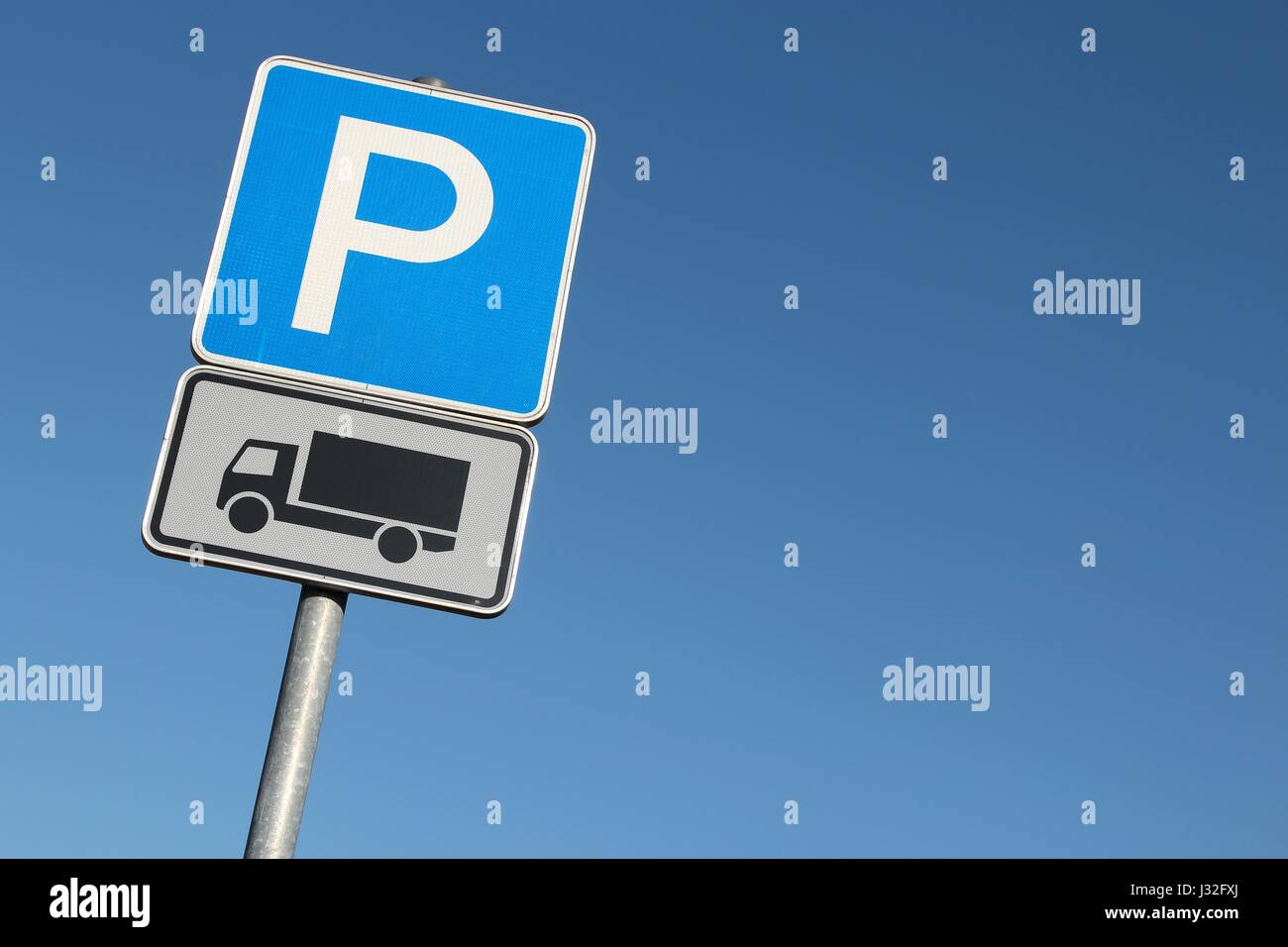 Goods vehicle parking hi-res stock photography and images - Alamy
