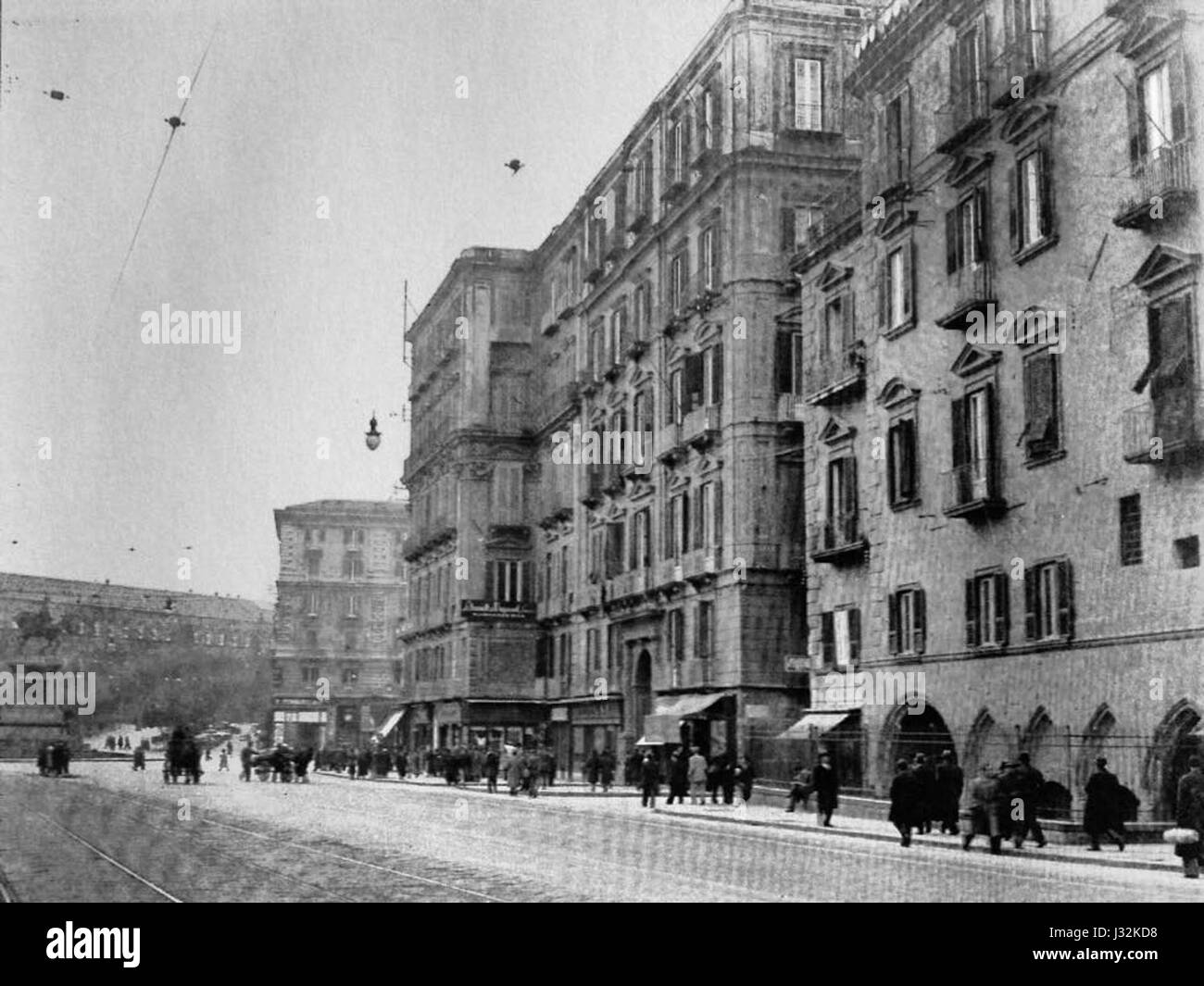 via sergio pansini 5 napoli