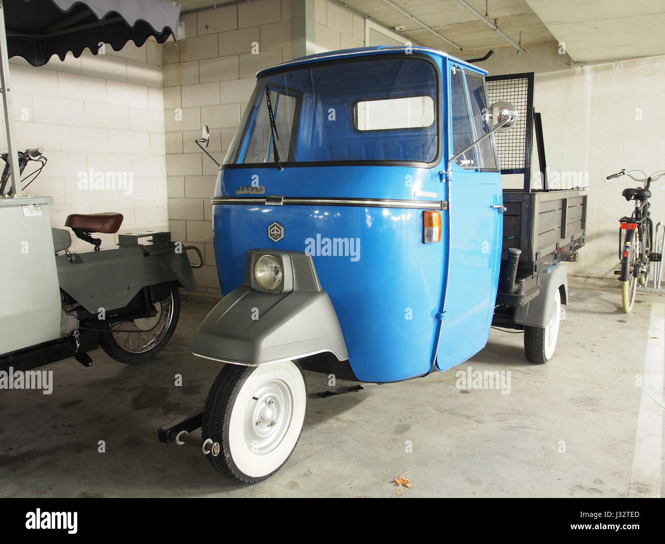 Piaggio Ape p501