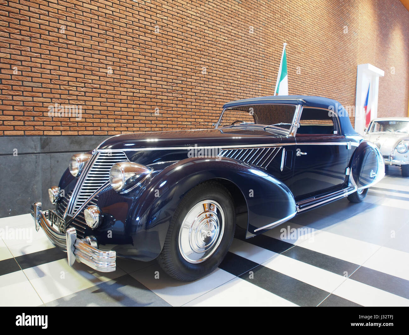 ミニカー LANCIA ASTURA SERIE PININFARINA 1939 1939_Lancia_AsturaColliSpider1.jpg