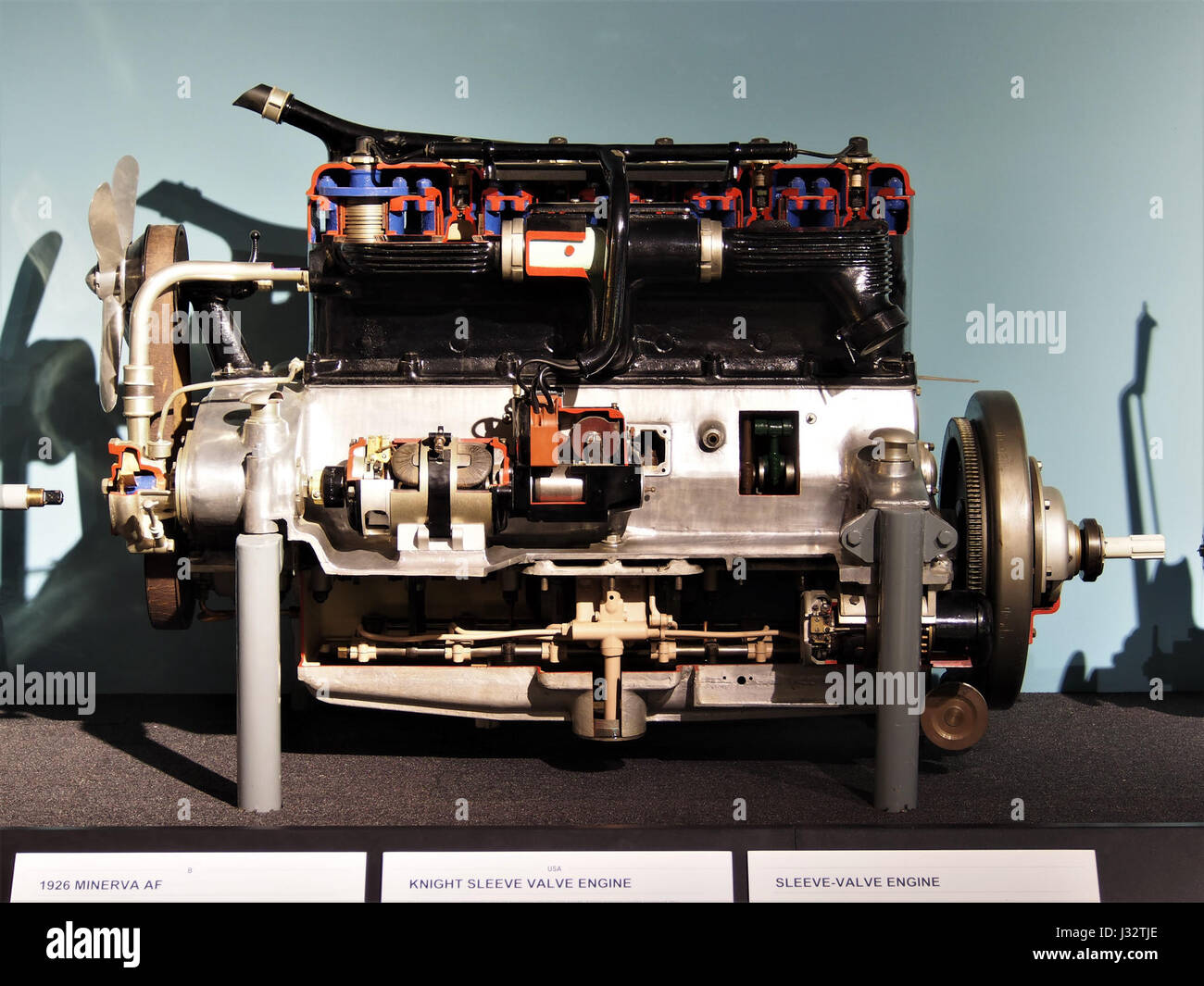 Sleeve valve engine hires stock photography and images Alamy