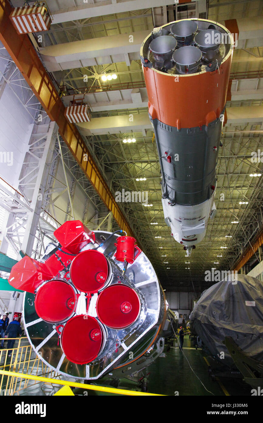 The Soyuz rocket and Soyuz MS04 spacecraft is assembled at the Pad 1
