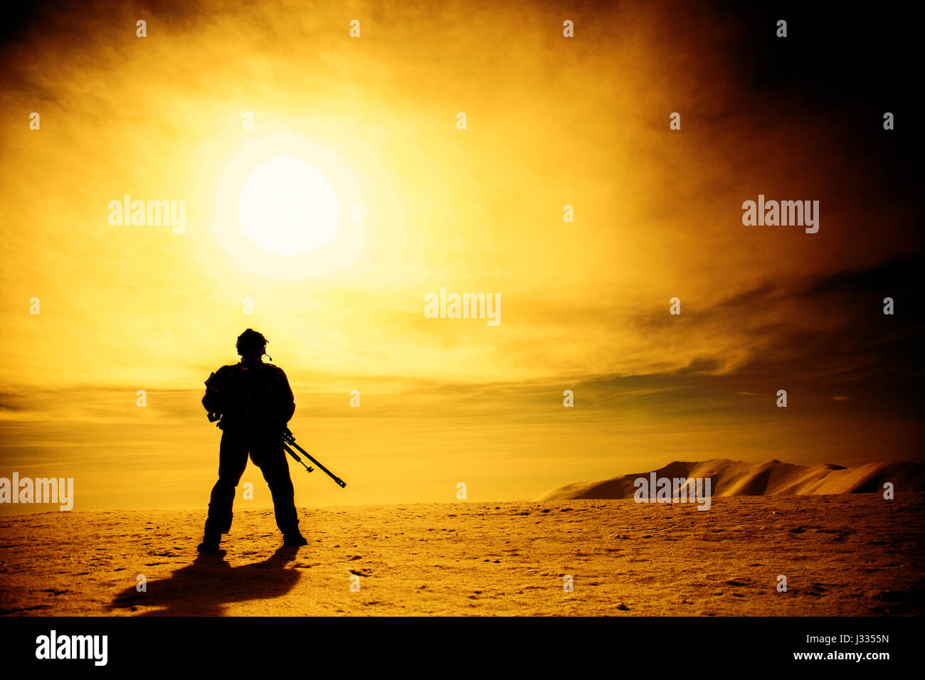 Soldier silhouette sunset desert hi-res stock photography and images ...