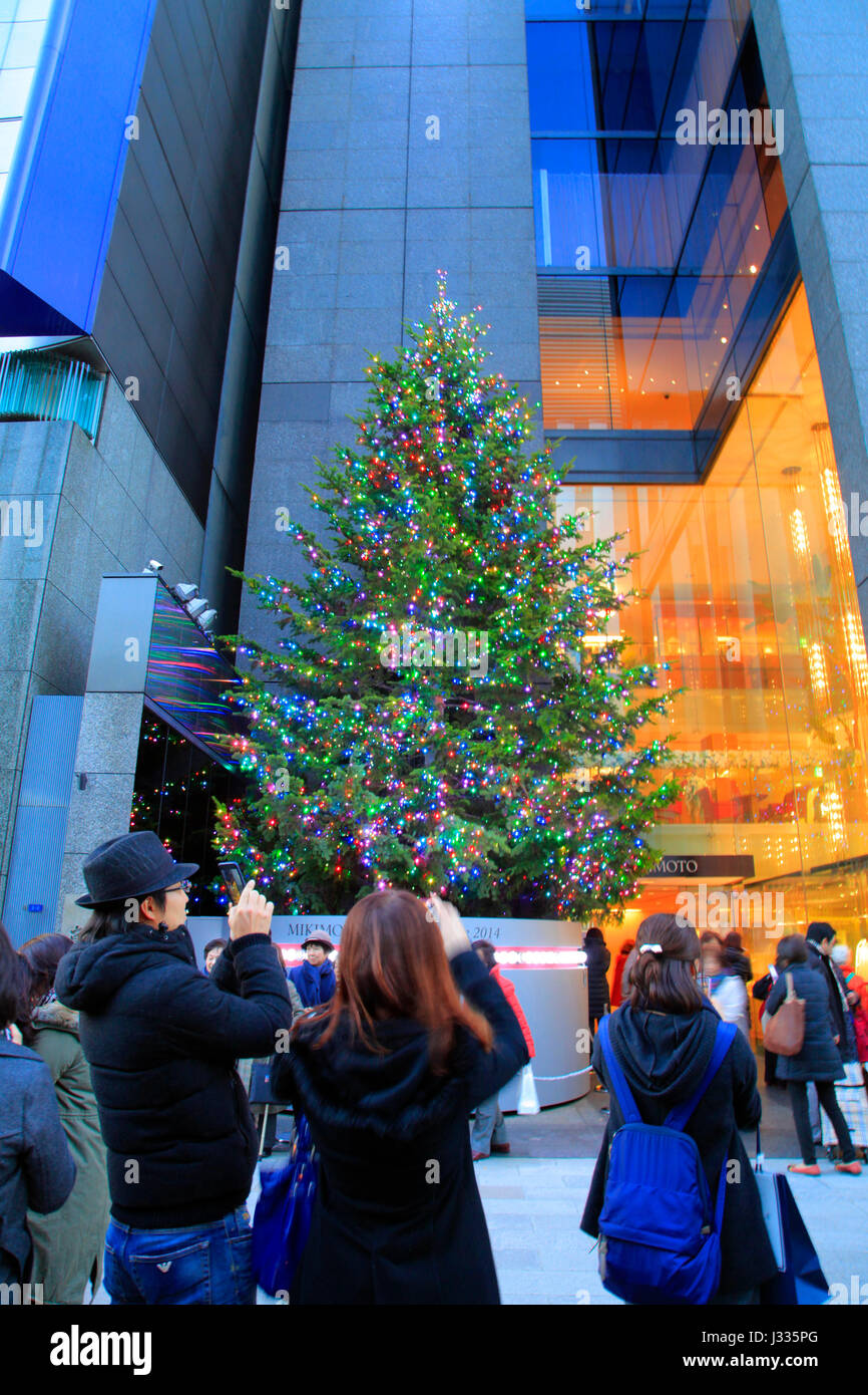 Christmas Tree in Ginza Shopping Street Tokyo Japan Stock Photo - Alamy