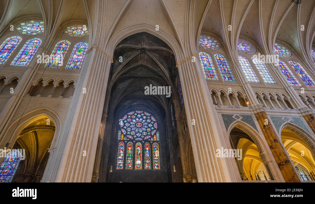France, Centre-Val de Loire, Chartres, interior of Chartres Cathedral, in the centre the North transept rose window shows the Virgin and Child and is  Stock Photo