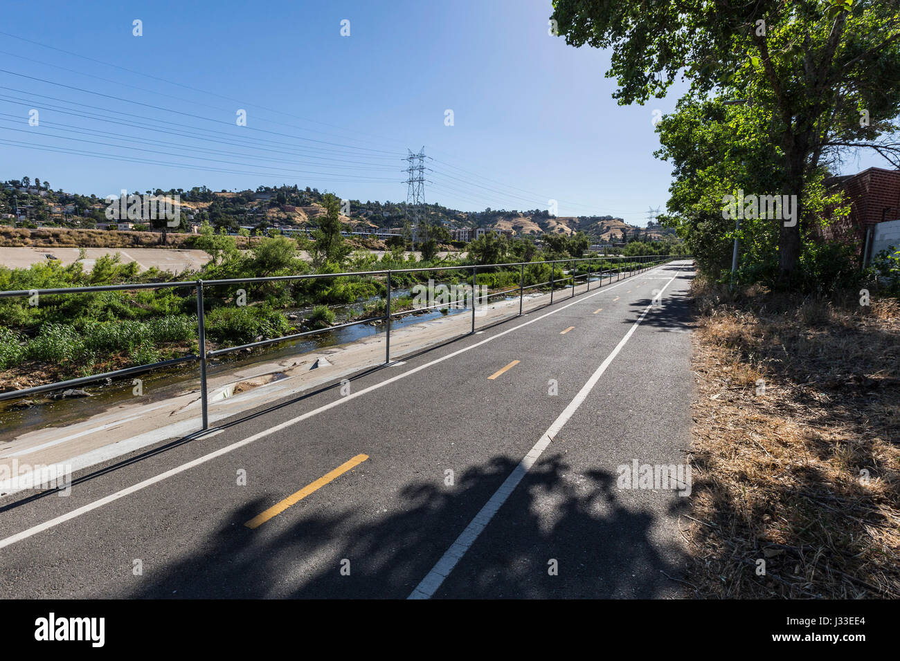 New section of the Los Angeles - New Section Of The Los Angeles River Bike Path North Of Downtown La J33EE4