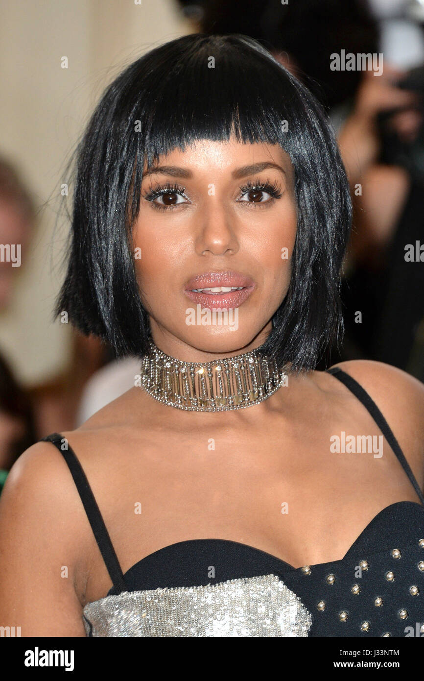 Kerry Washington attending The Metropolitan Museum of Art Costume Institute Benefit Gala 2017, in New York, USA. PRESS ASSOCIATION Photo. Picture date: Monday 1st May, 2017. See PA Story SHOWBIZ Gala. Photo credit should read: Aurore Marechal/PA Wire Stock Photo