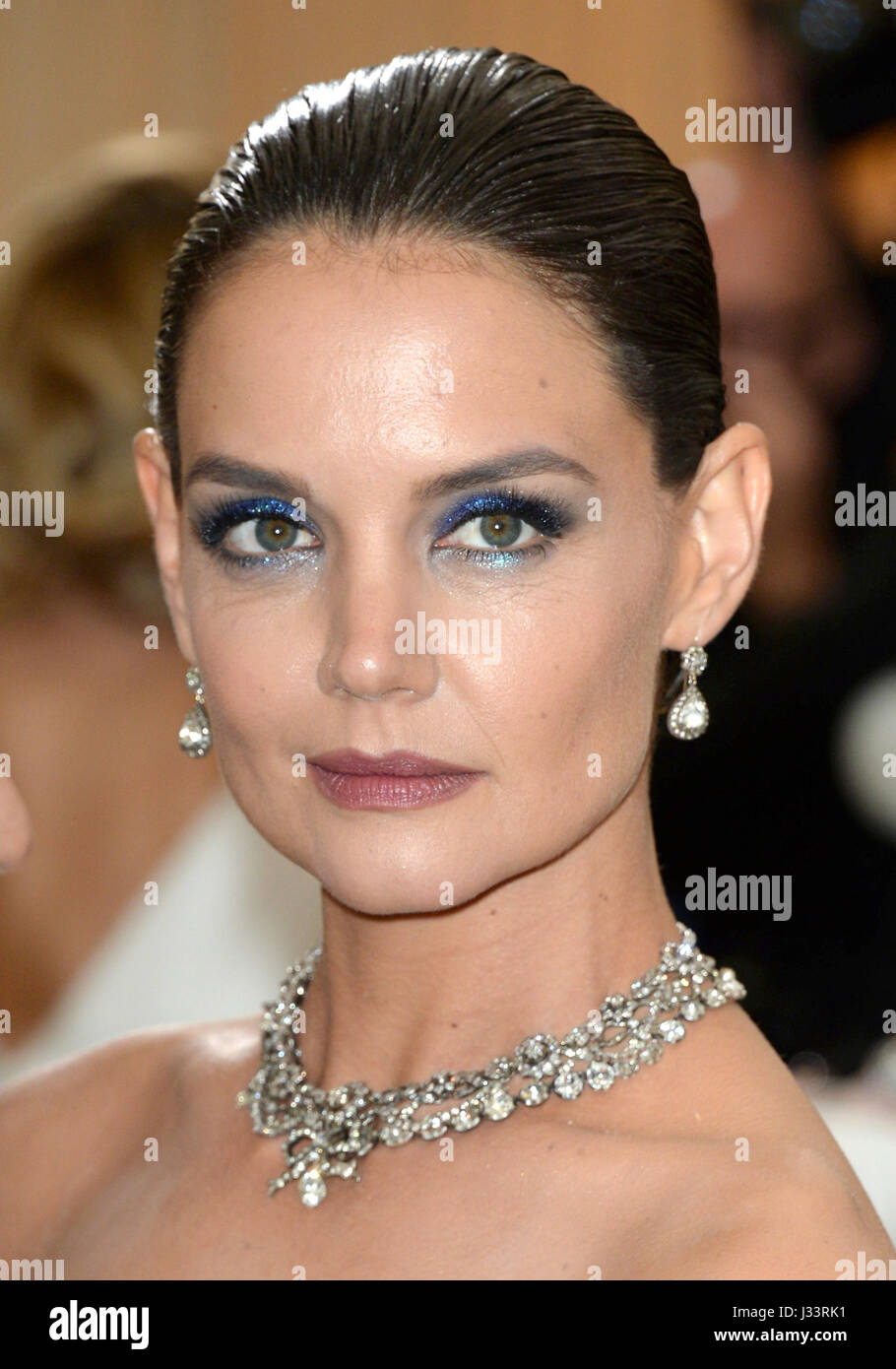 Katie Holmes attending The Metropolitan Museum of Art Costume Institute Benefit Gala 2017, in New York, USA. PRESS ASSOCIATION Photo. Picture date: Monday 1st May, 2017. See PA Story SHOWBIZ Gala. Photo credit should read: Aurore Marechal/PA Wire Stock Photo