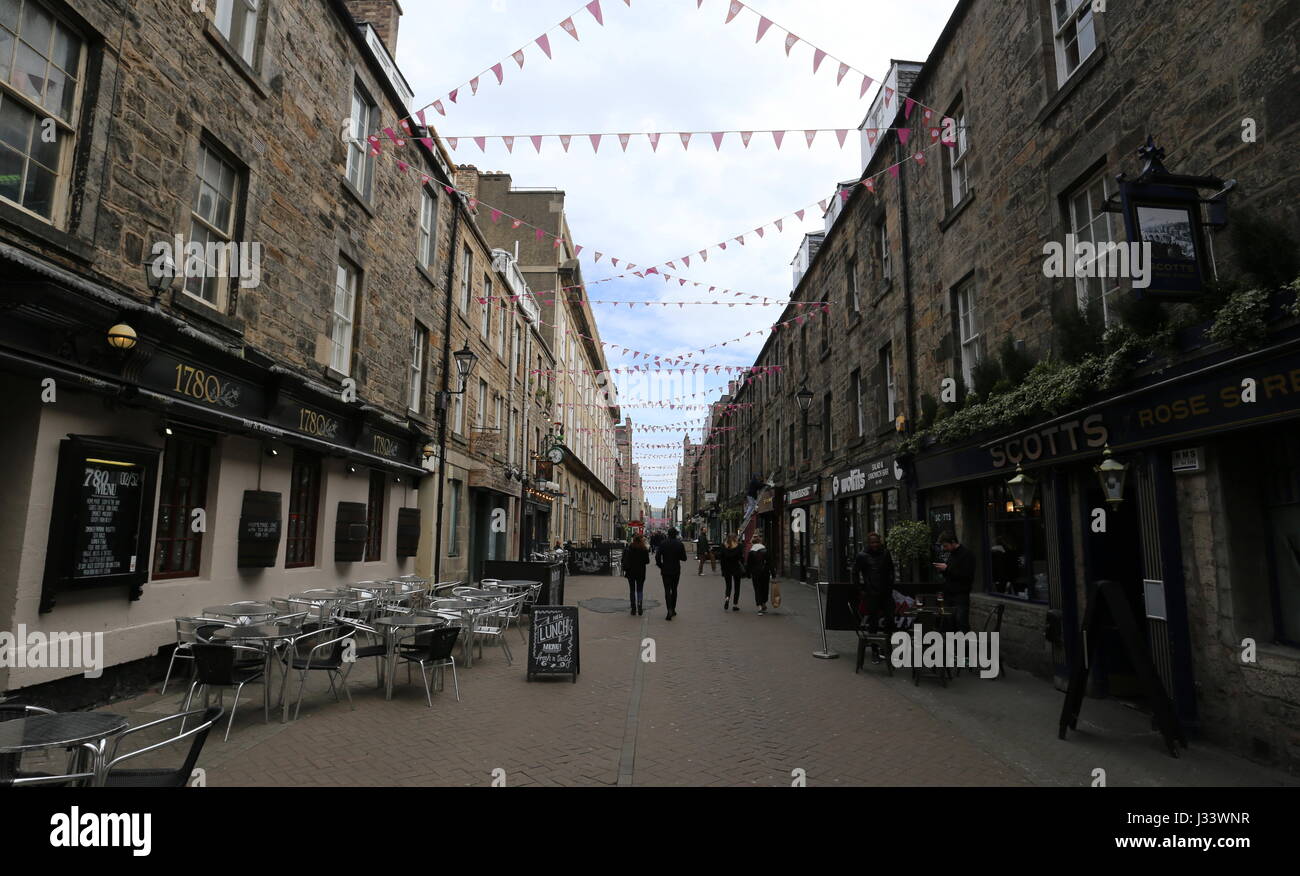 Rose Street Edinburgh Scotland Stock Photos & Rose Street Edinburgh
