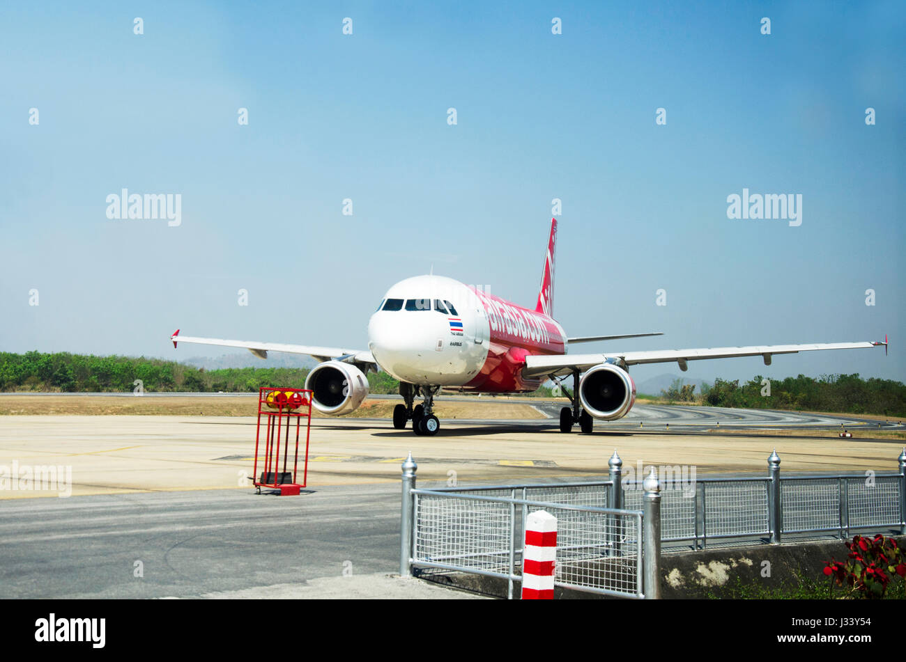 Aircraft From Don Mueang International Airport Landing On Runway At ...