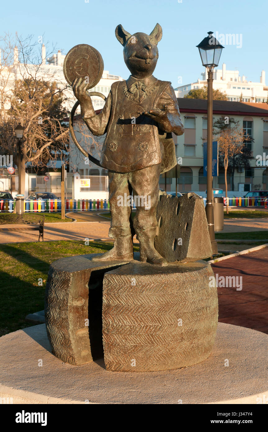 Statue of Perez The Mouse, Fantasy Park, Fuengirola, Malaga province, Region of Andalusia, Spain, Europe Stock Photo