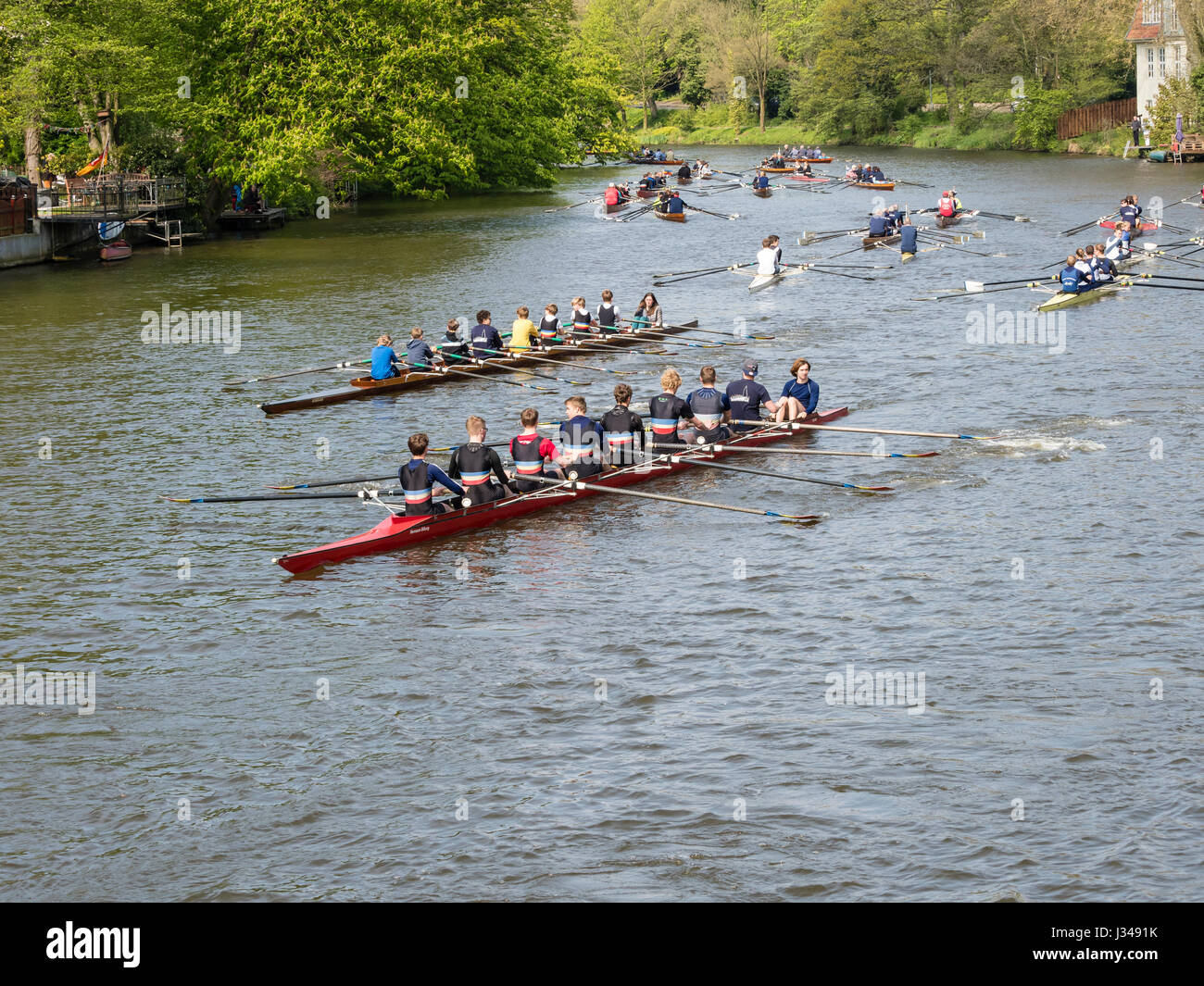 One man scull hi-res stock photography and images - Alamy
