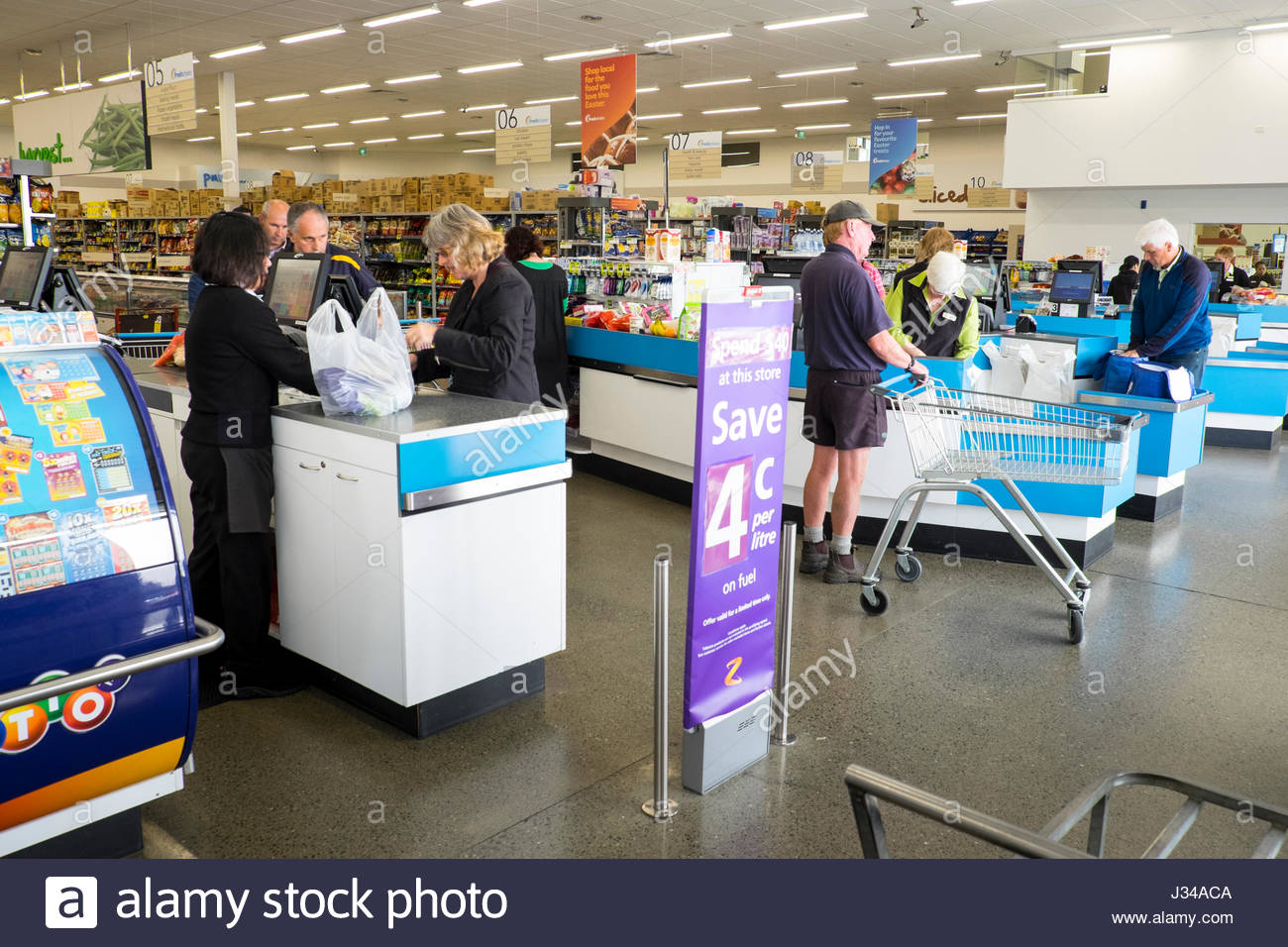 Island Supermarket High Resolution Stock Photography and Images Alamy