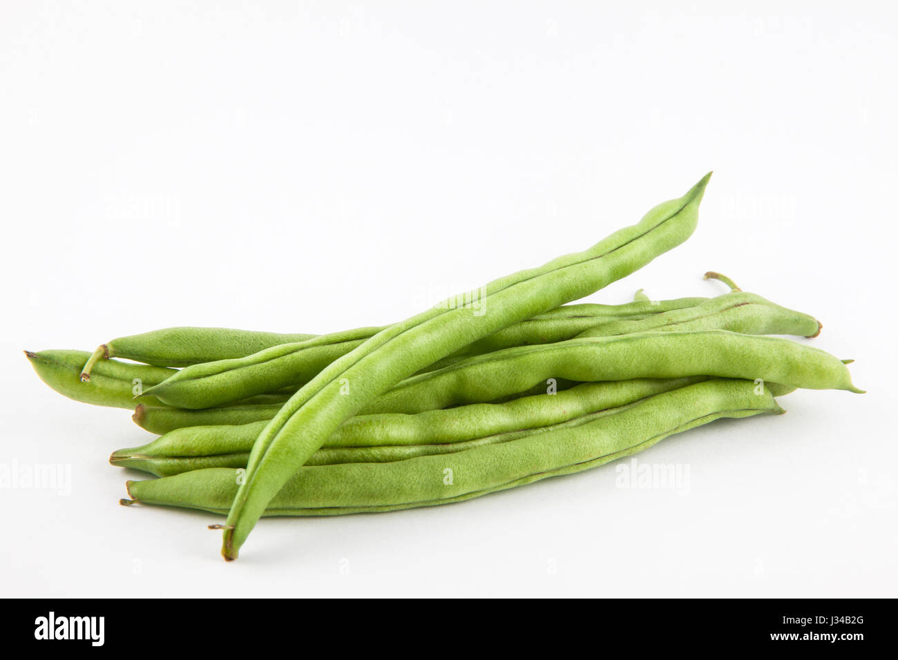 Green bean (Phaseolus vulgaris) isolated in white background Stock ...