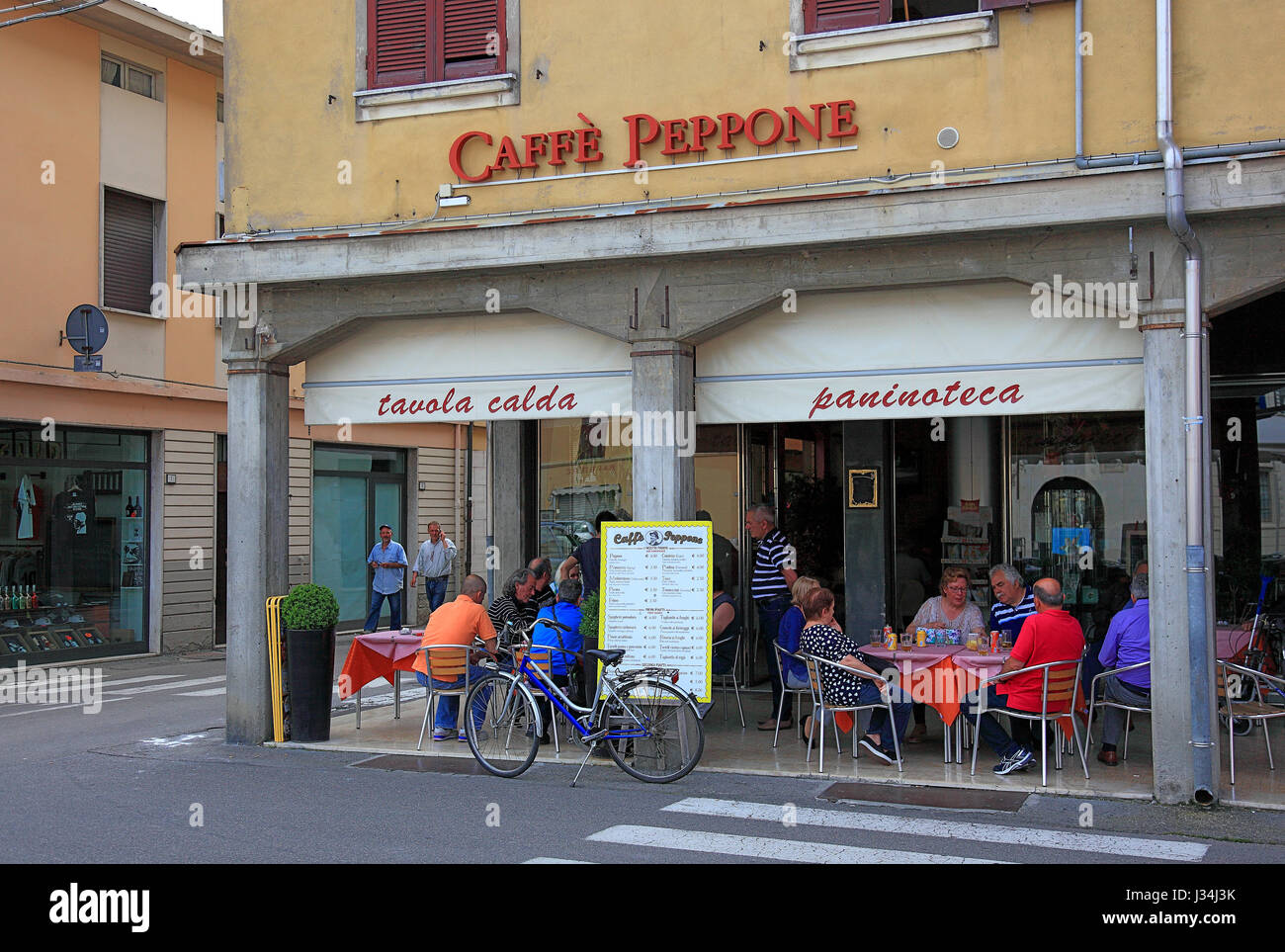 Cafe Peppone, Brescello, Emilia-Romagna, Italien Stock Photo