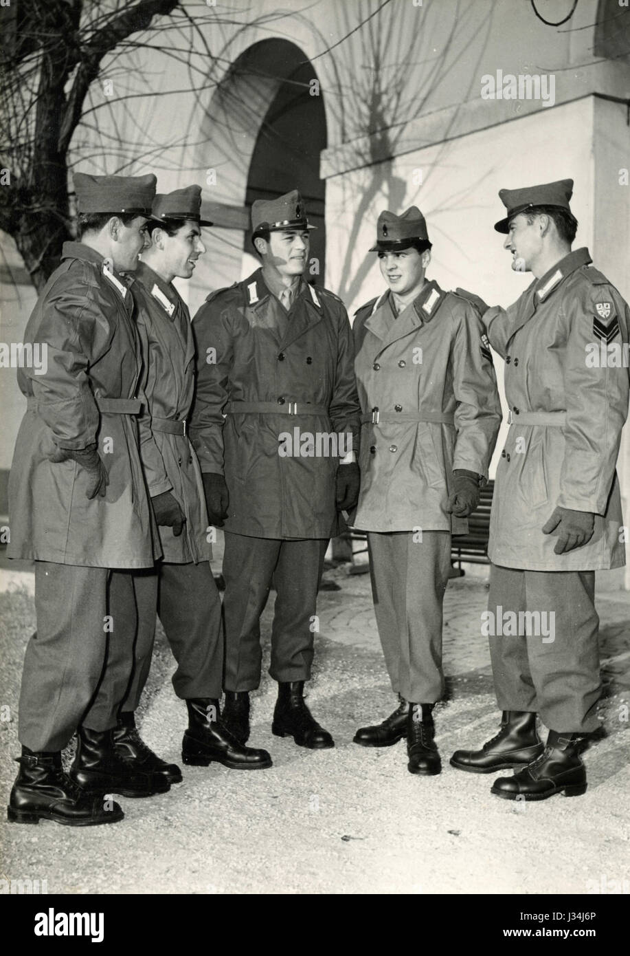 New uniforms for the Italian Republican Army, Italy 1957 Stock Photo