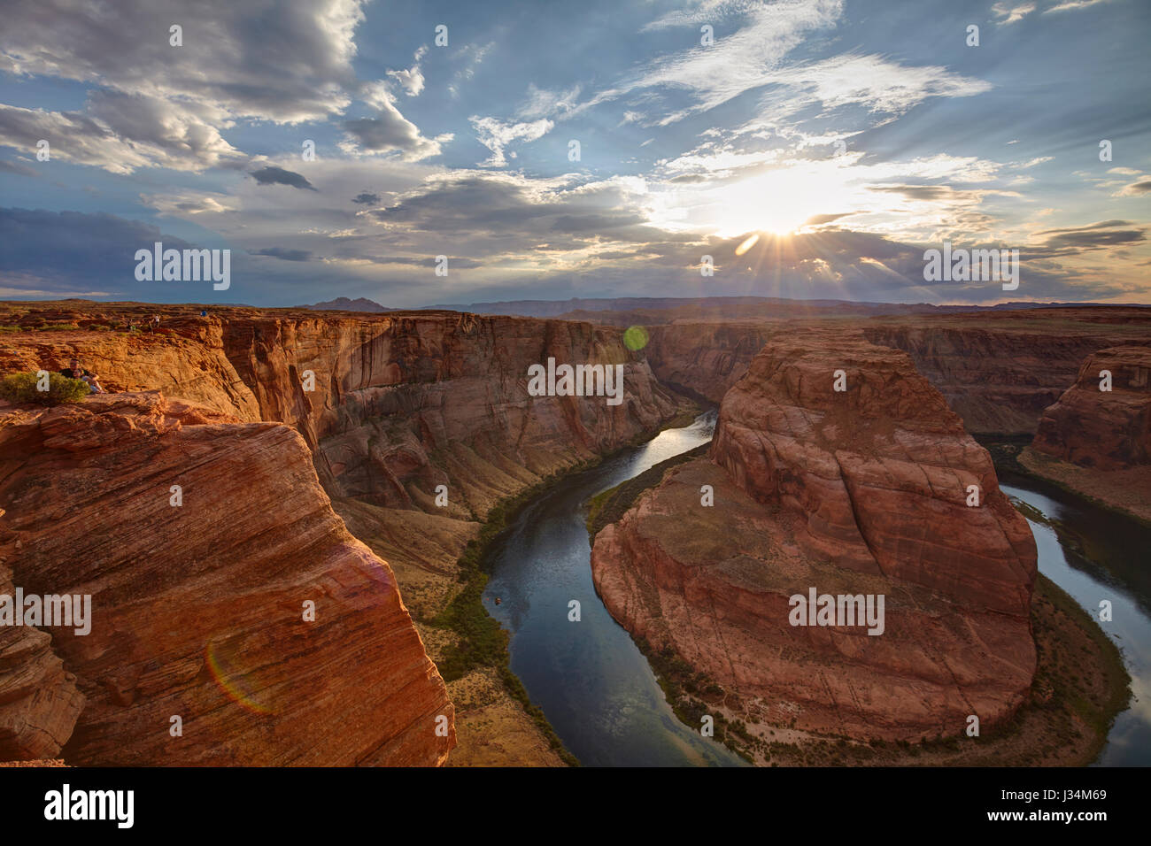 Person bend hi-res stock photography and images - Alamy
