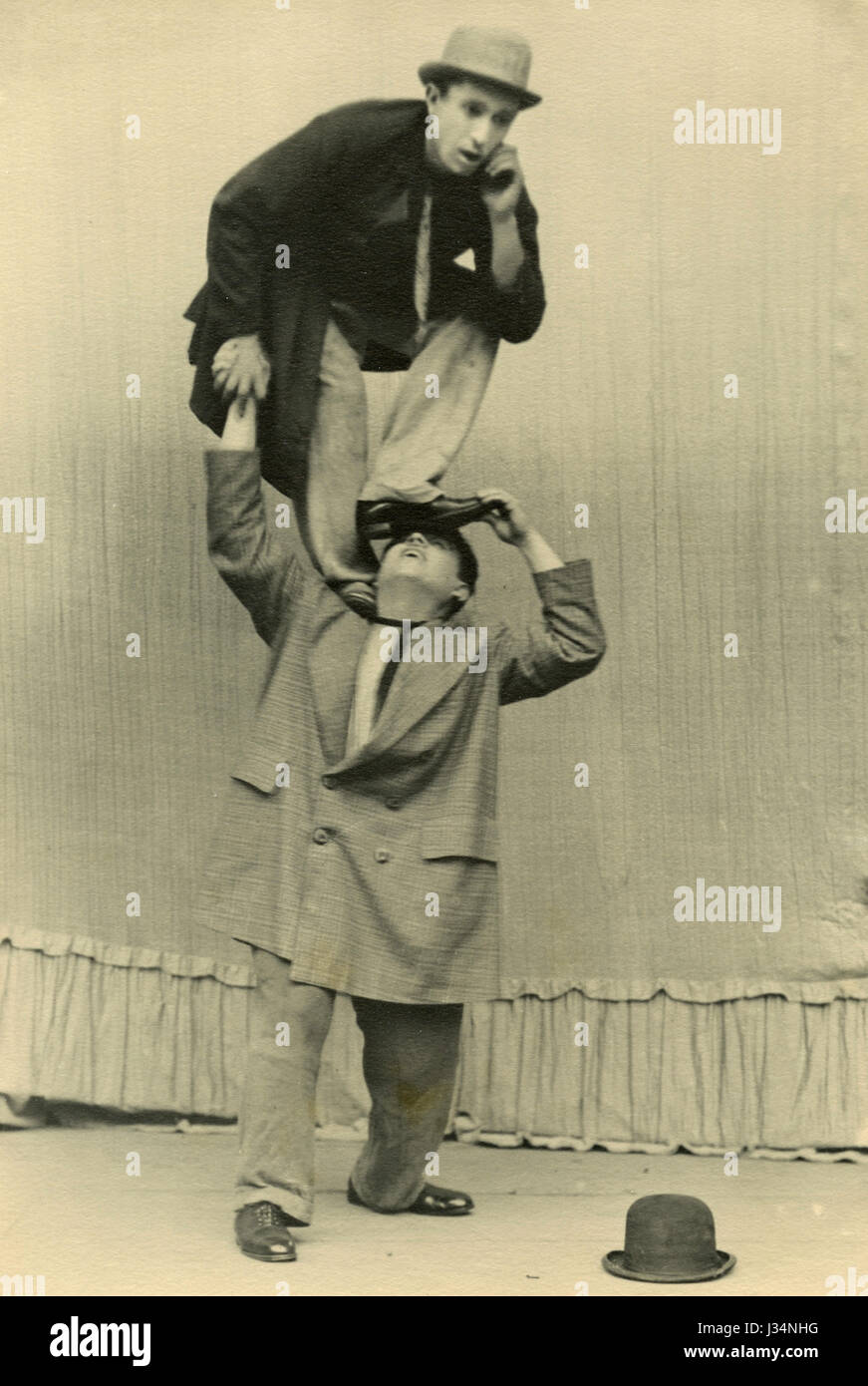 1920s clowns hi-res stock photography and images - Alamy