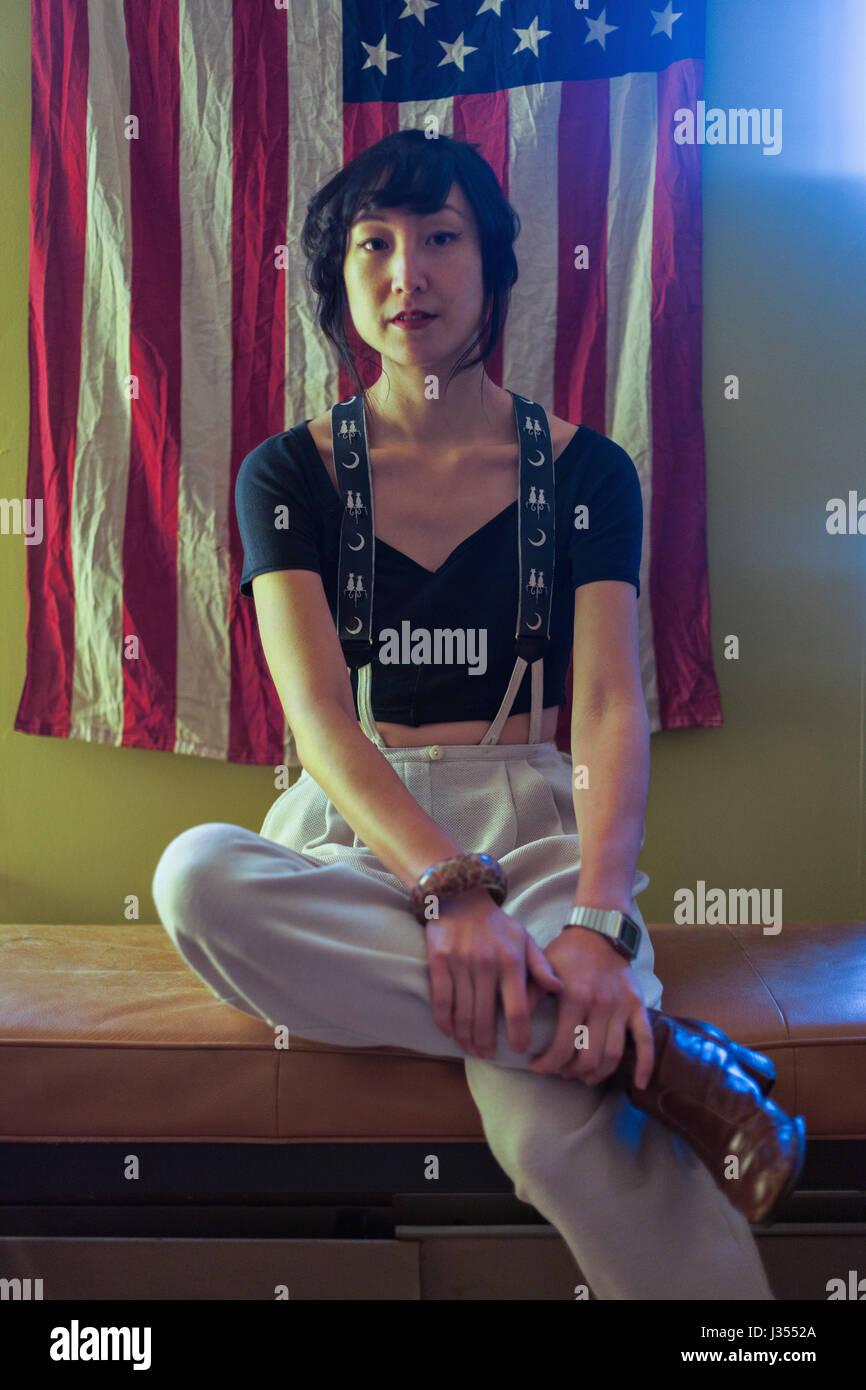 Portrait of a beautiful young woman Stock Photo - Alamy