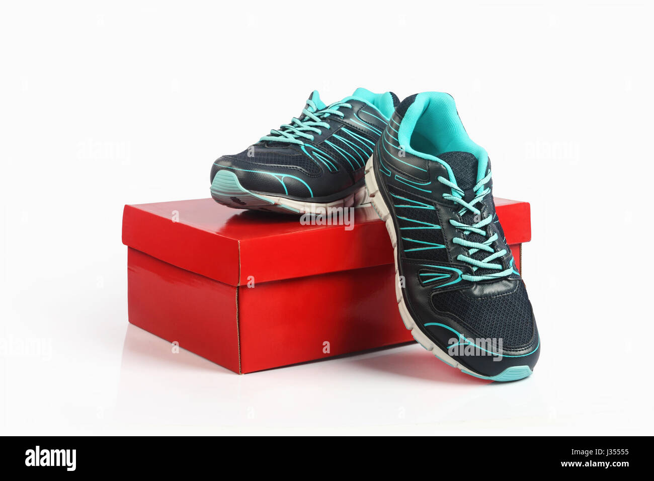 Shoe box and shoes hi-res stock photography and images - Alamy