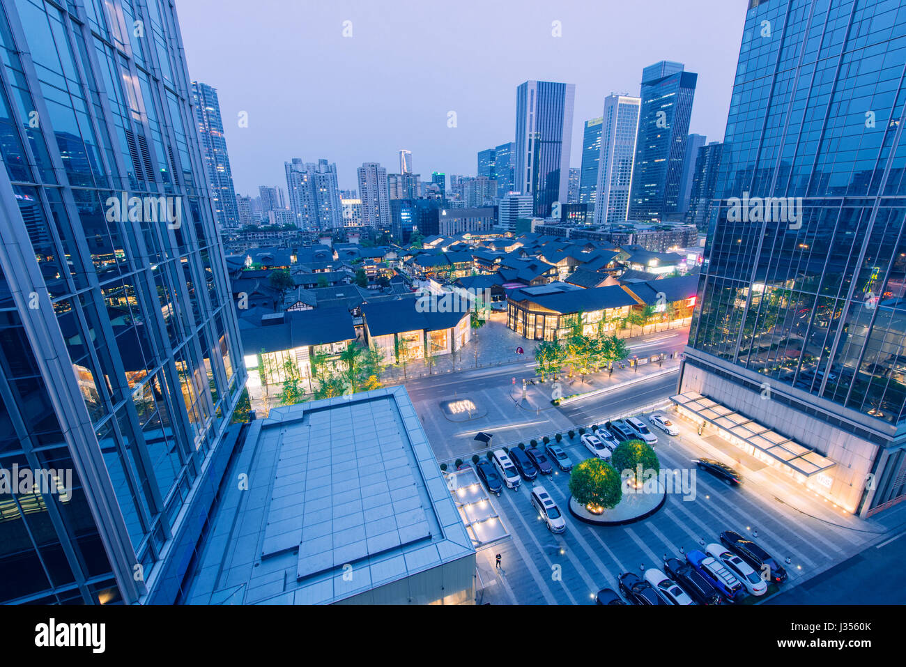Chengdu Landmark Sino-Ocean Taikoo Li , China Editorial Stock Photo - Image  of mall, double: 142736958