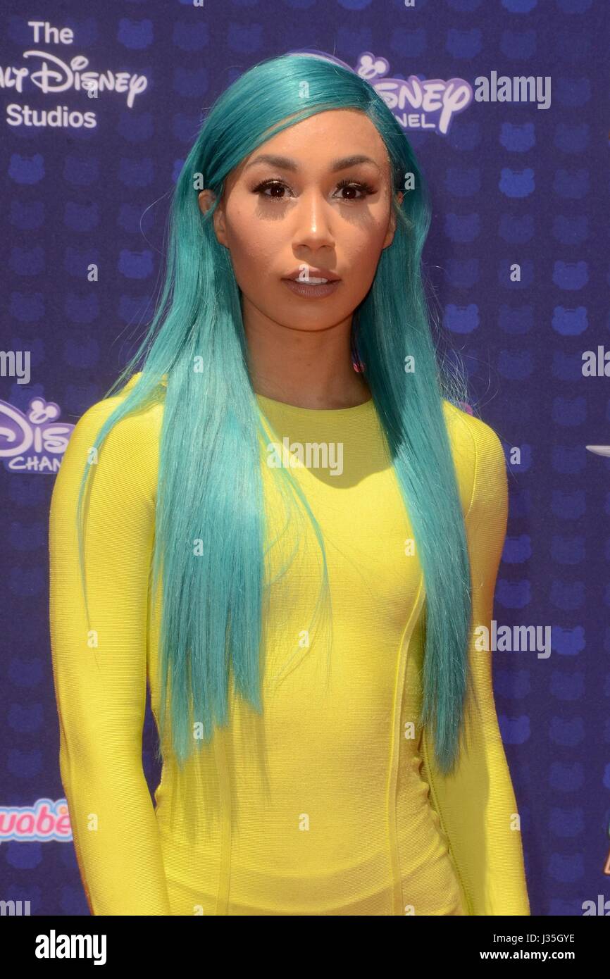 Eva Gutowski at arrivals for Radio Disney Music Awards ARRIVALS