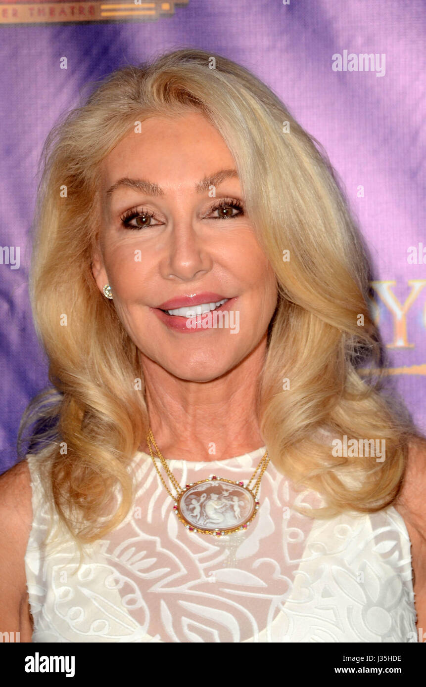 Linda thompson bodyguard hires stock photography and images Alamy