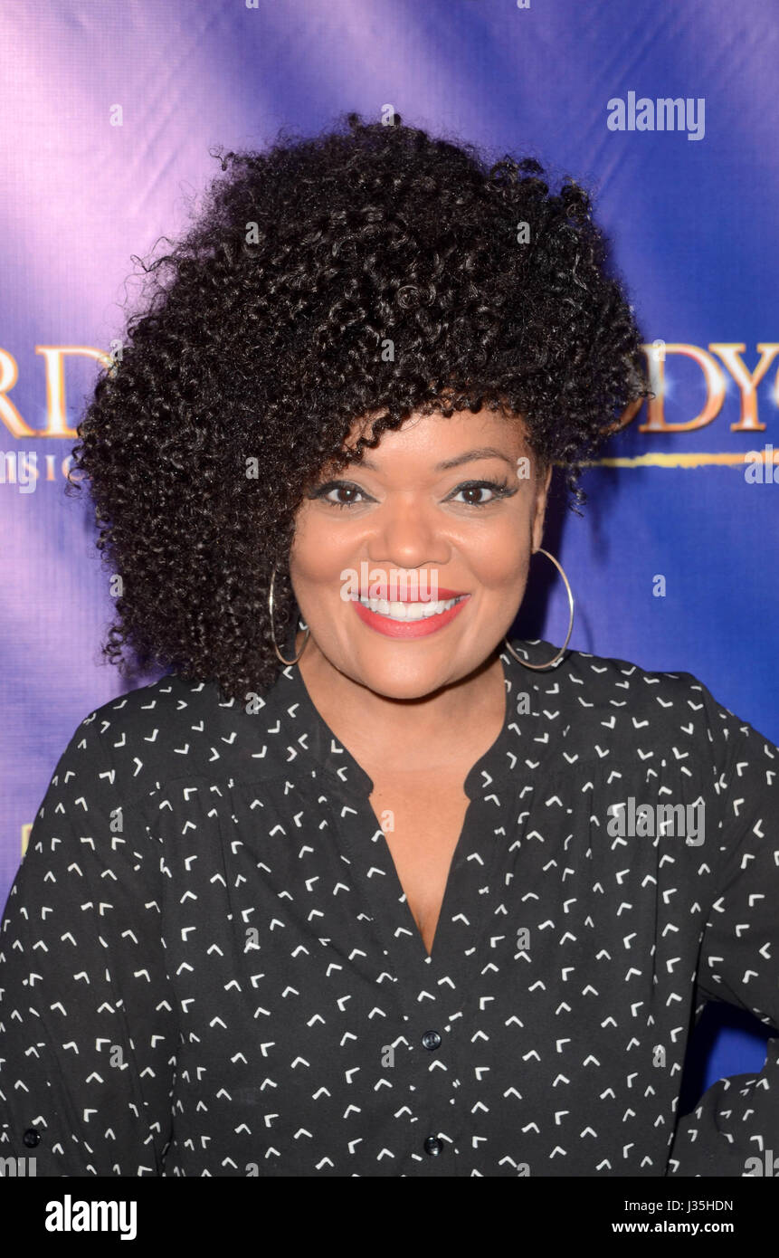 Hollywood Usa 2nd May 2017 Yvette Nicole Brown At The Bodyguard