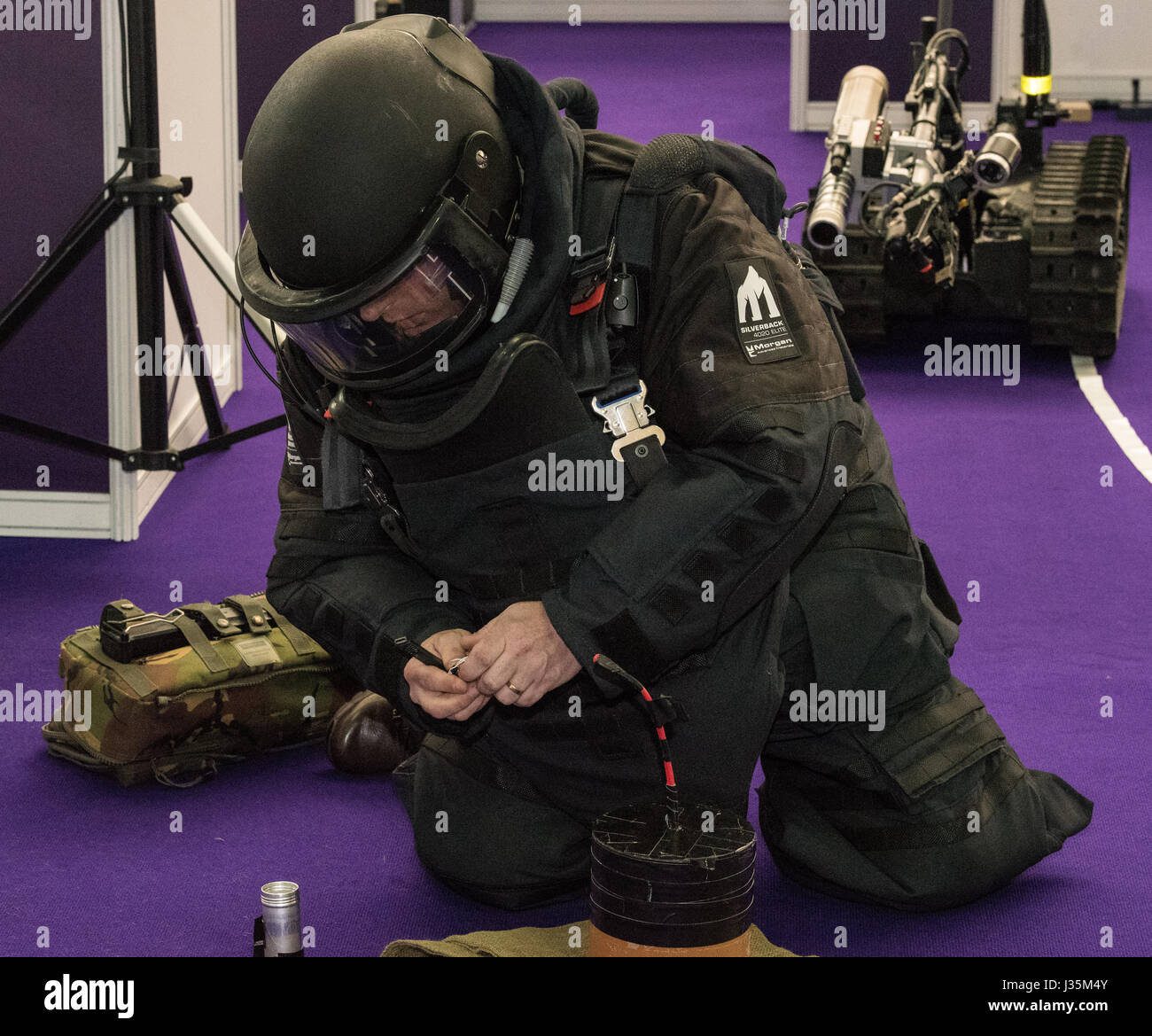 London 3rd May 2017 British army demonstration of IED disarming at the Counter Terror Expo, London Credit: Ian Davidson/Alamy Live News Stock Photo