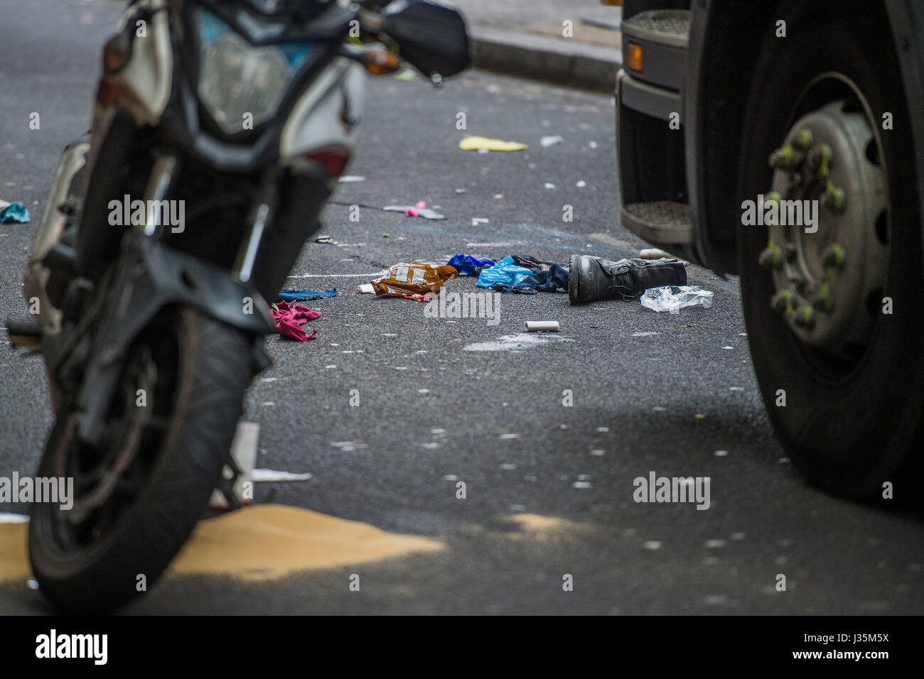 Police seal off street hi res stock photography and images Alamy Police seal off street hi res stock photography and images Alamy