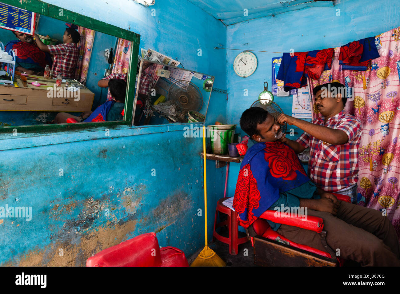 inside a barber shop, Periyar, Kumily, Kerala Stock Photo Alamy