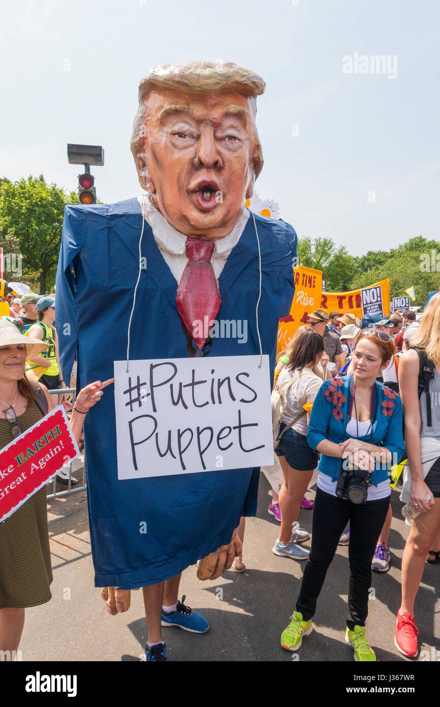 Protest Puppet Trump puppet hi-res stock photography and images - Alamy