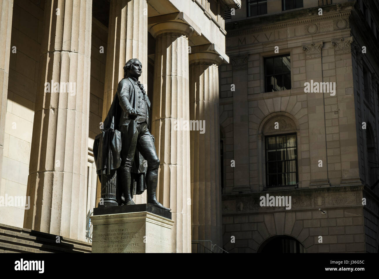 Statue of George Washington outside Federal Hall, New York City Stock ...