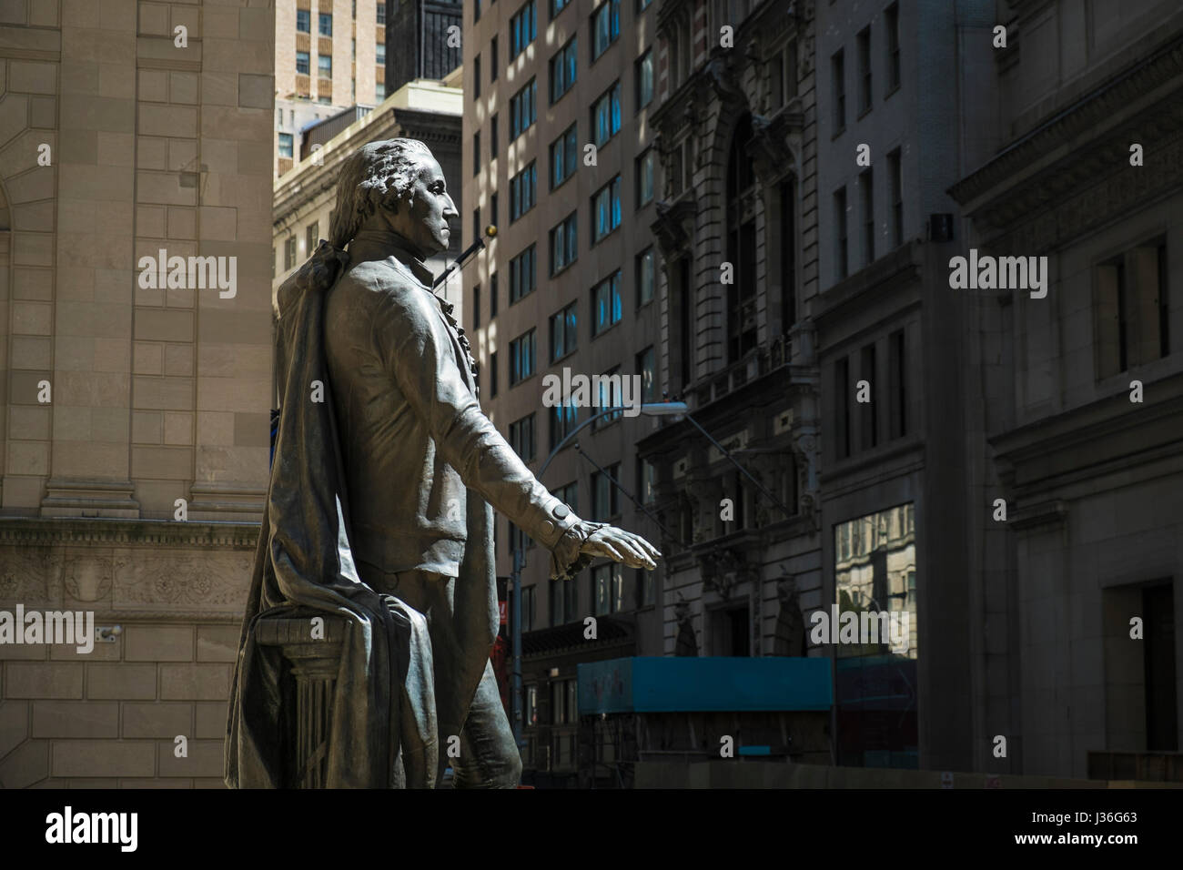Statue of George Washington outside Federal Hall, New York City Stock ...