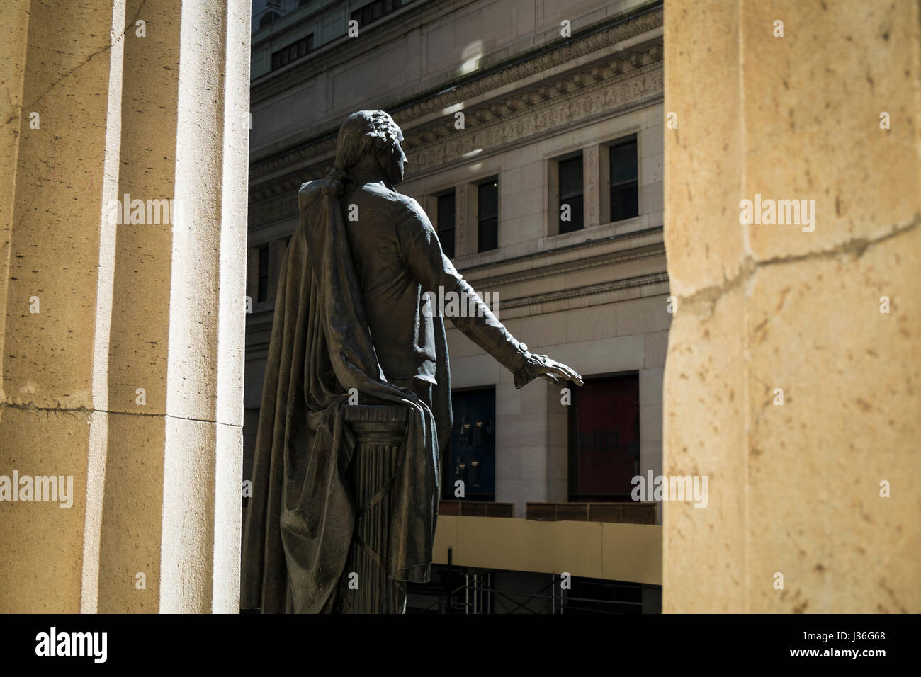 Statue of George Washington outside Federal Hall, New York City Stock ...