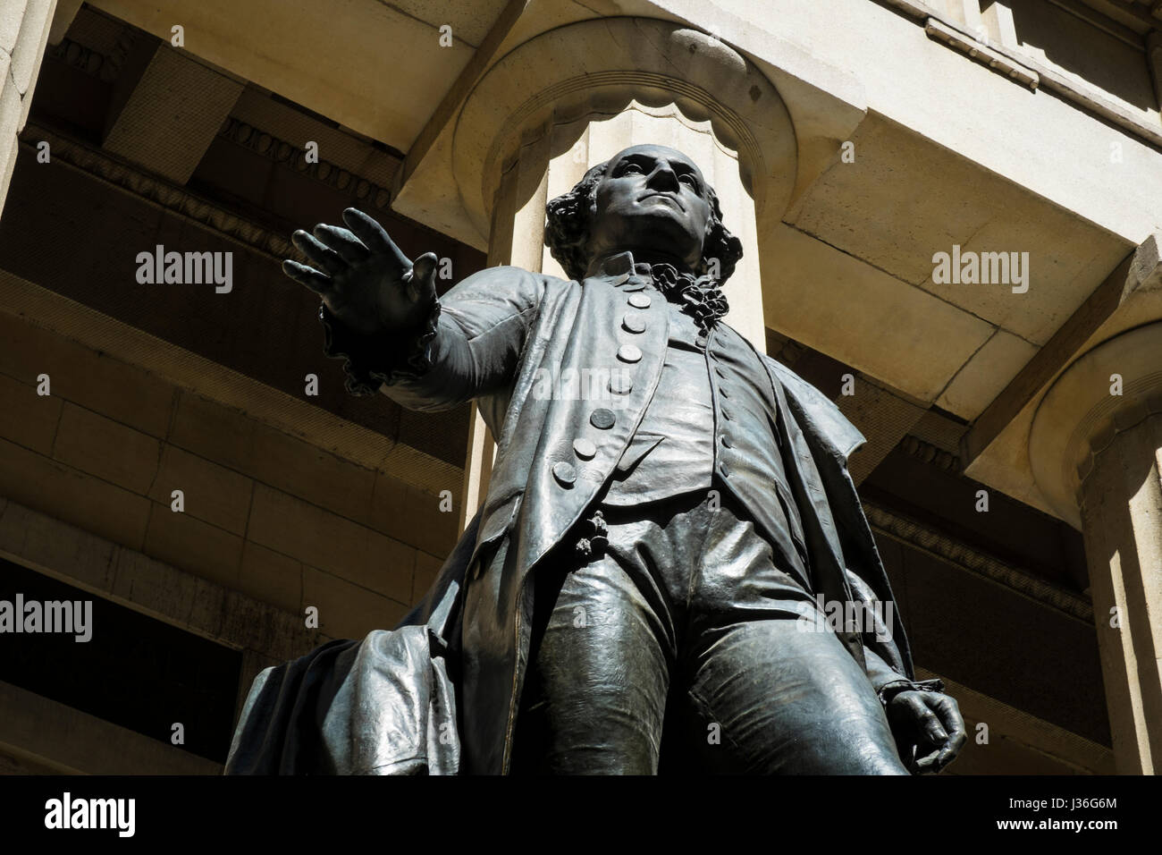 Statue of George Washington outside Federal Hall, New York City Stock ...