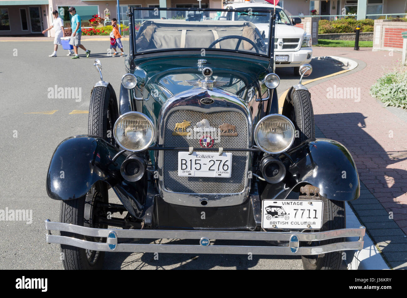 Ford model t assembly line hi-res stock photography and images - Alamy