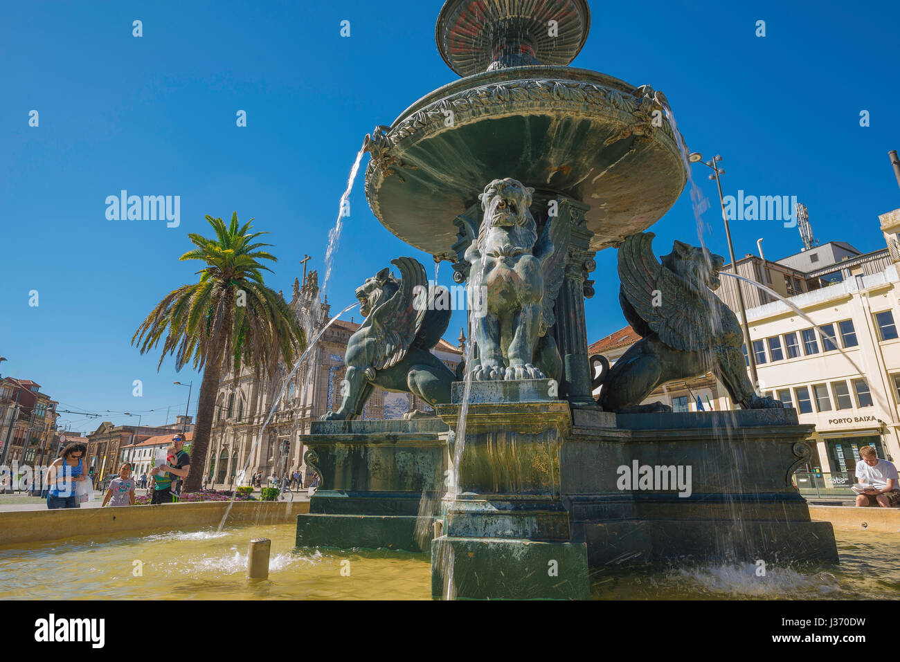 Porto Portugal fountain, the Lions' Fountain (Fonte dos Leoes) sited in the Praca de Gomez Teixeira near the Igreja do Carmo church, Portugal,Europe Stock Photo