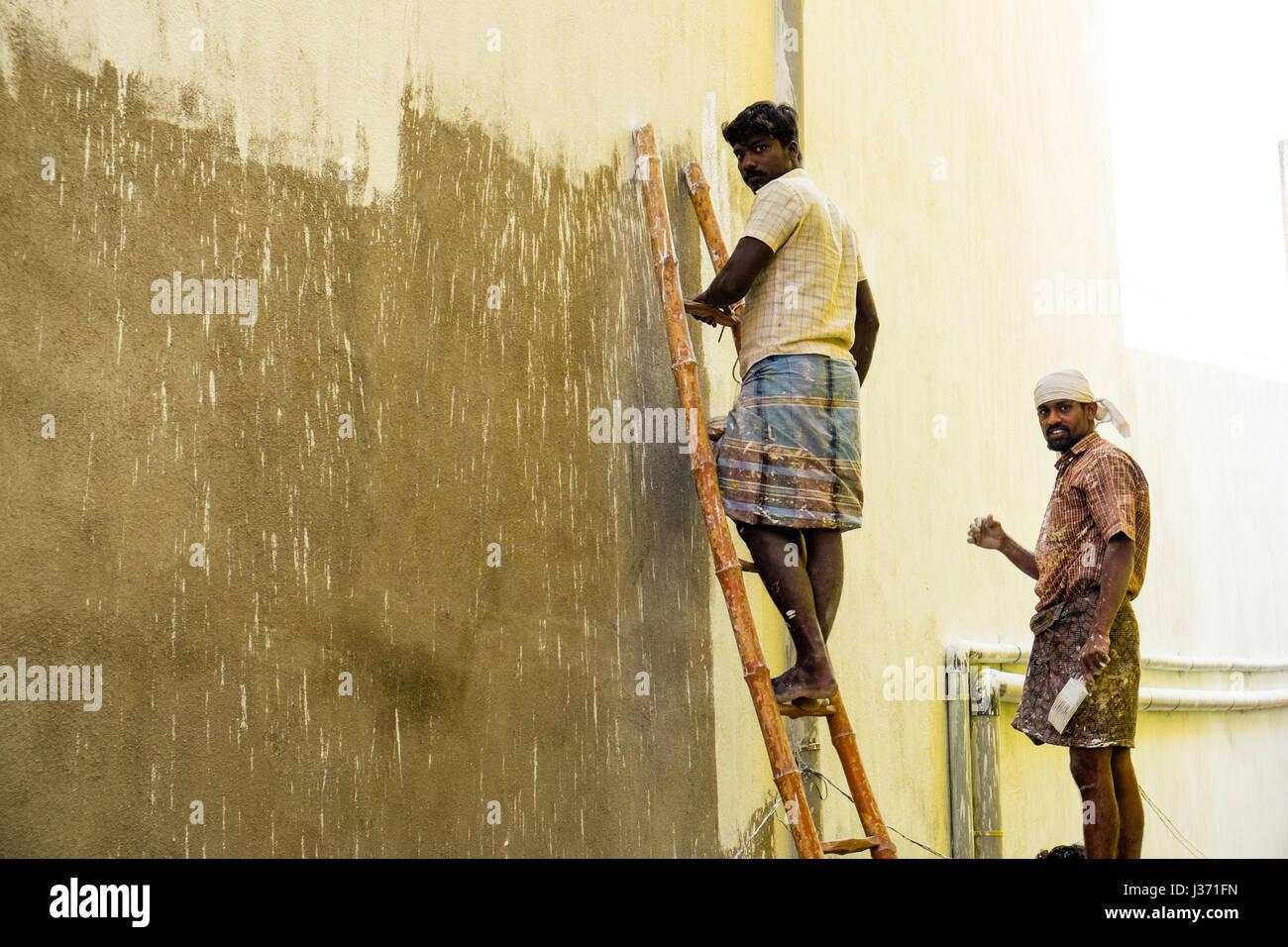 Dangerous construction sites, Construction workers, India Stock Photo