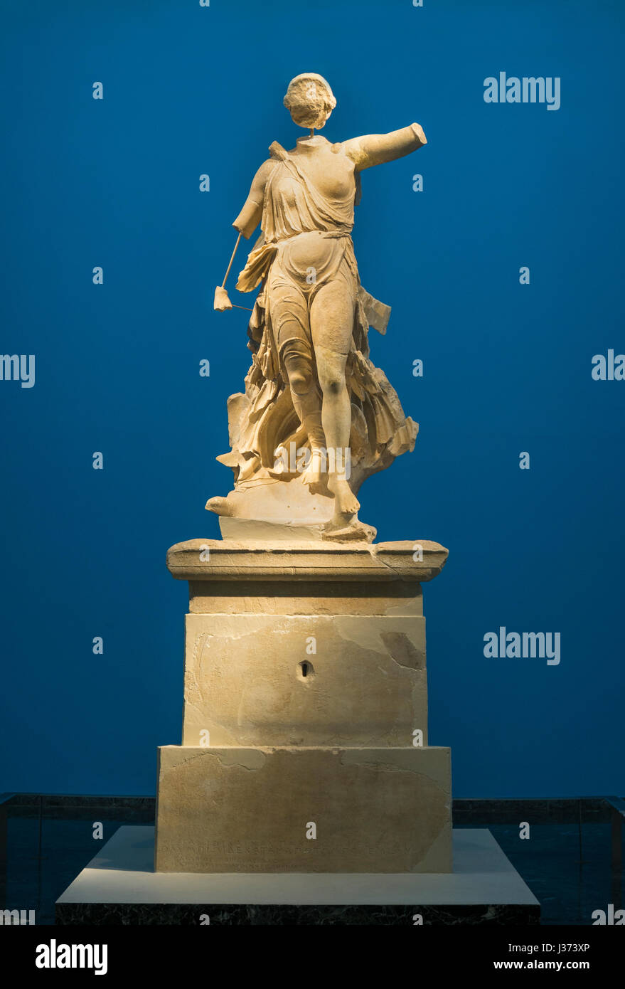 Greek goddess of victory hi-res stock photography and images - Alamy