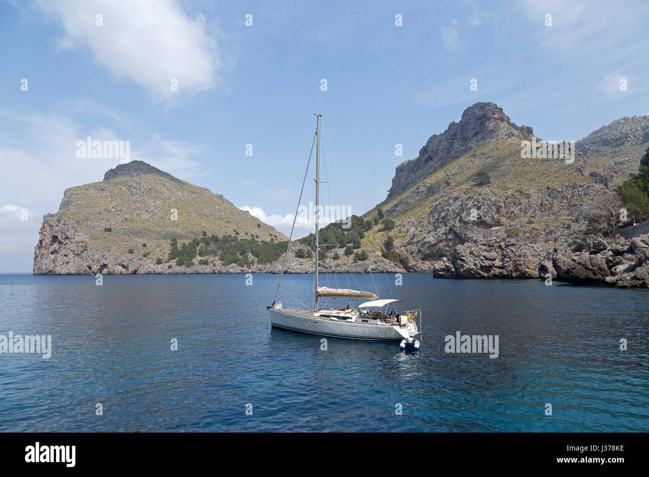 sailing boat in the bay of Sa Calobra, Serra de Tramuntana, Mallorca, Spain Stock Photo