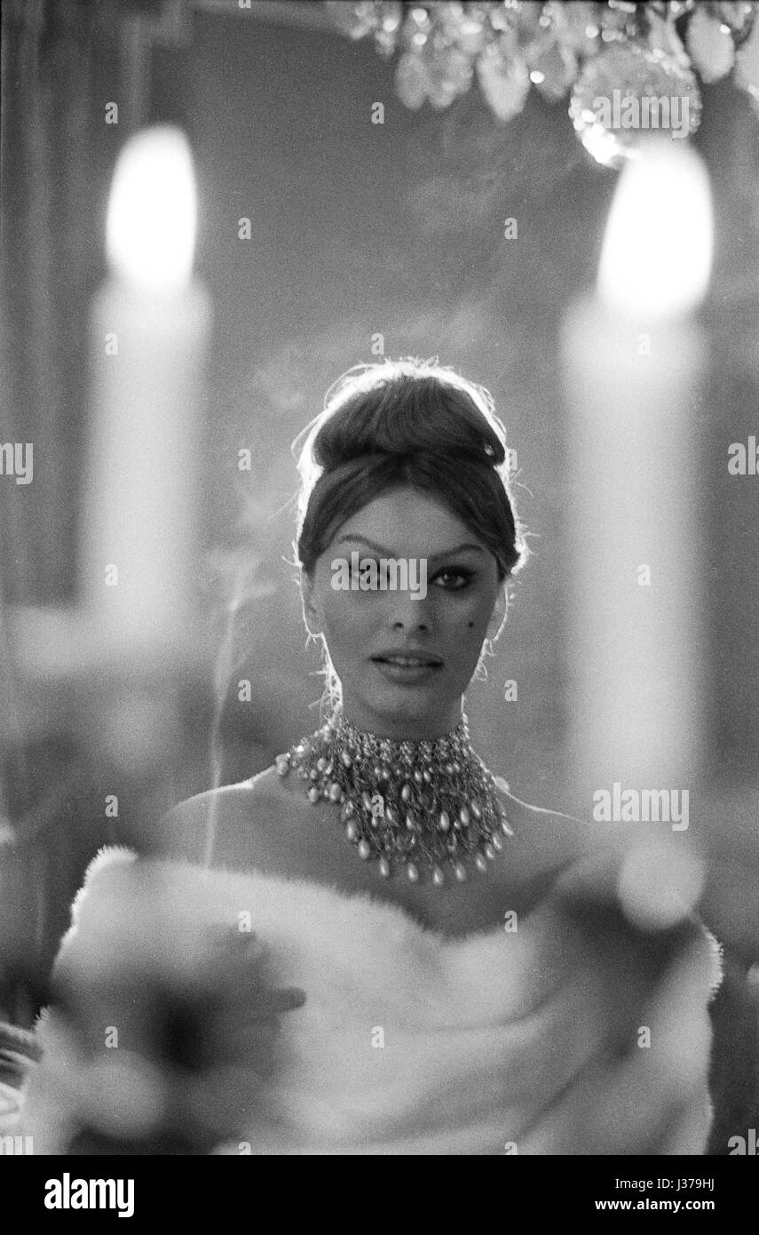 Sophia Loren (born 1934) Sophia Loren (born 1934) new photo Sophia Loren (born 1934) Sophia Loren (born 1934) new photo