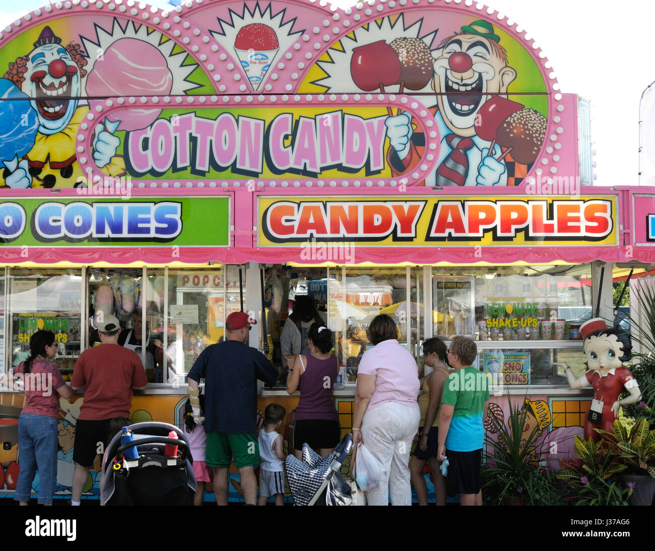 Vendor at the County Fair in Gaithersburg, Maryland Stock Photo Alamy