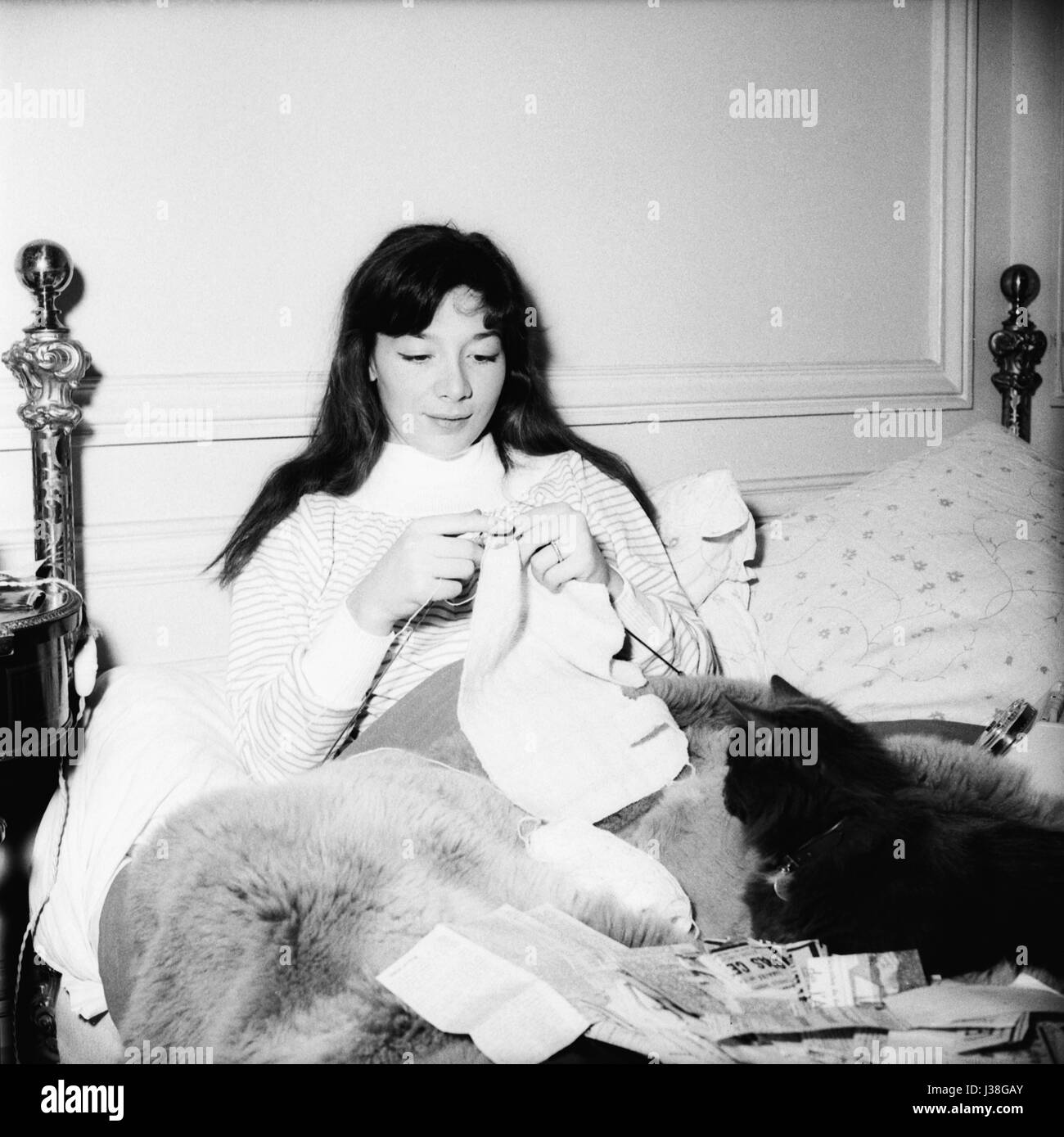 Juliette greco 1950s hires stock photography and images Alamy