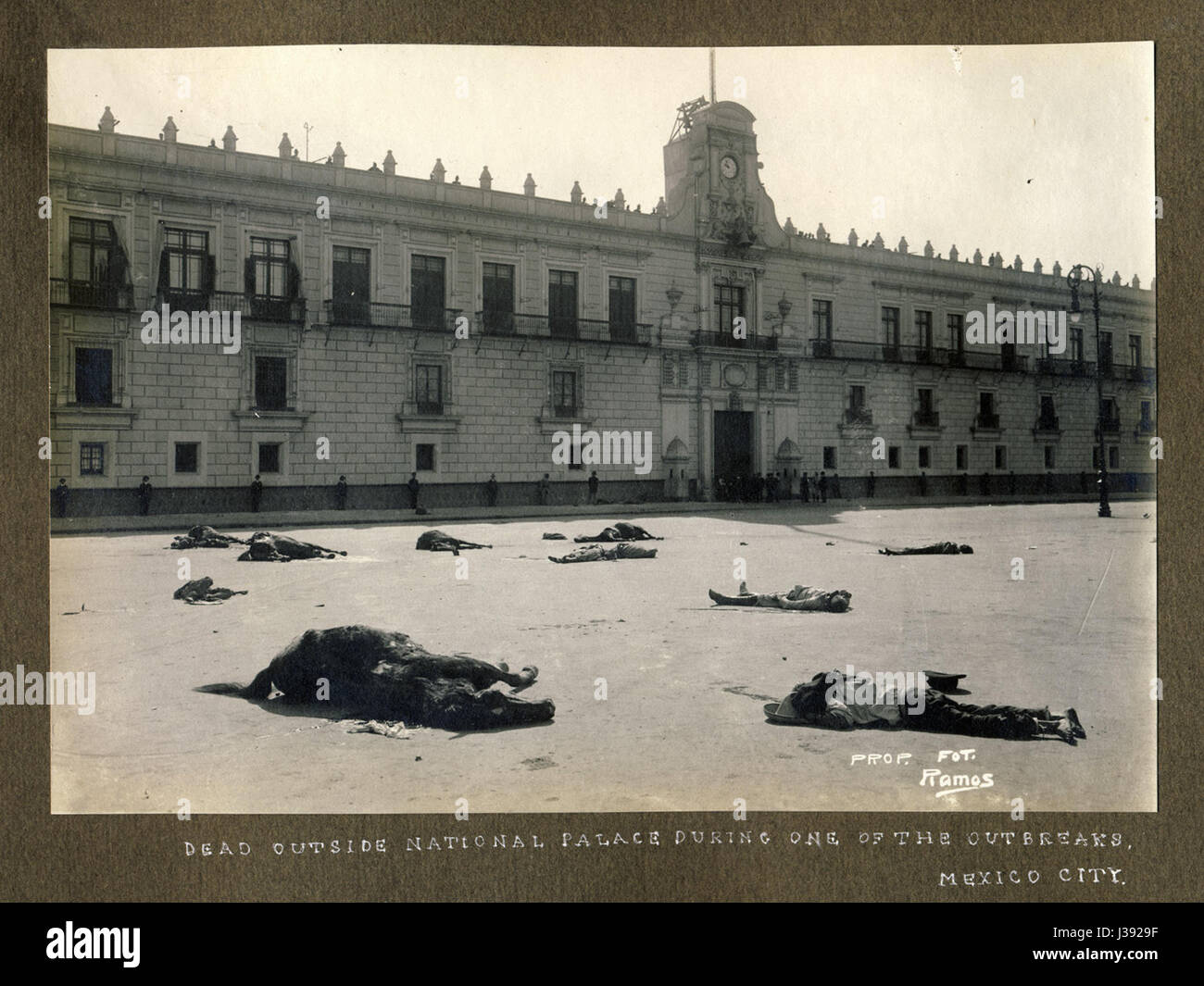 Dead outside National Palace during one of the outbreaks, Mexico City Stock Photo